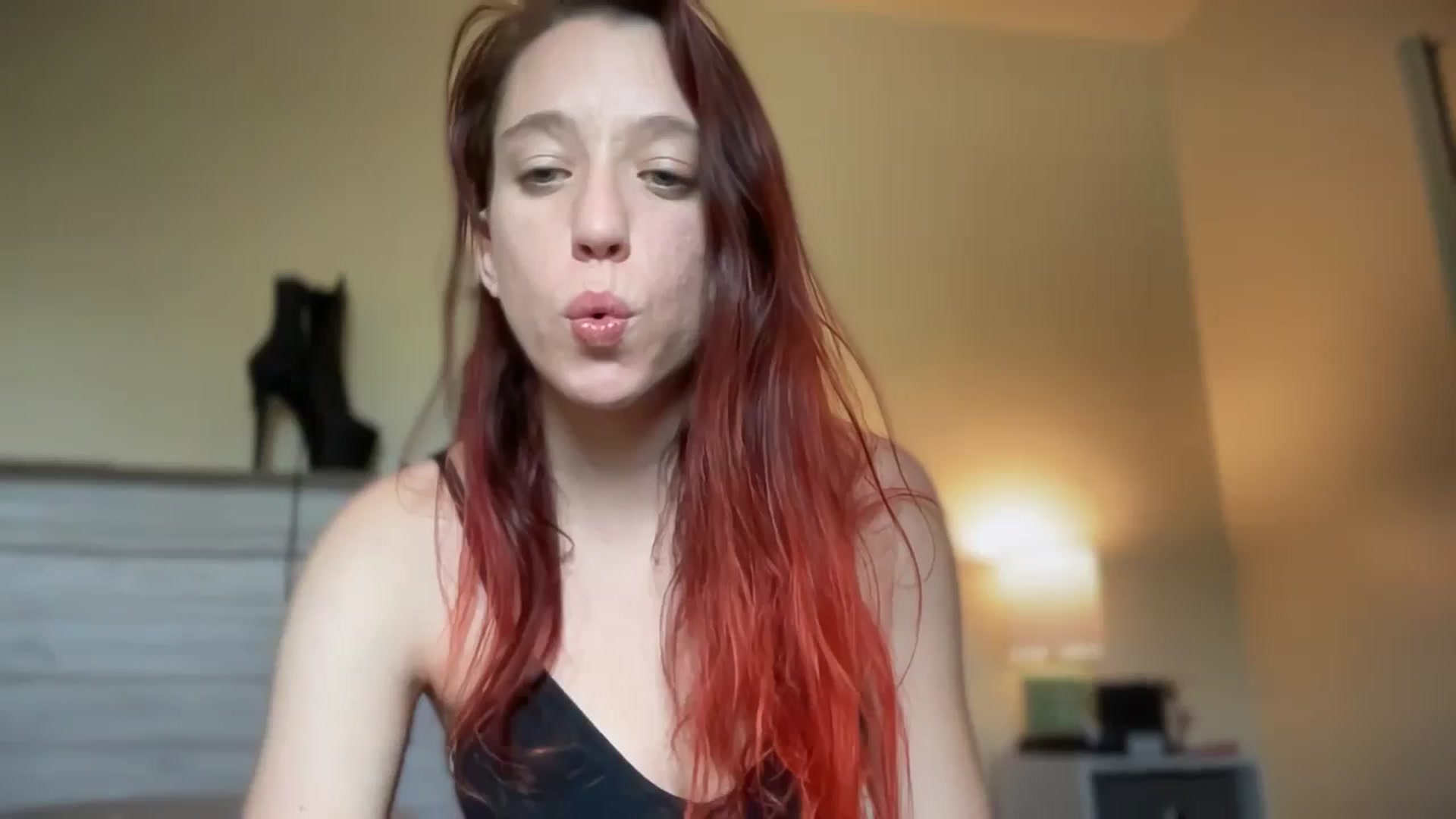 Gallery image thumbnail from MinnyMinx's myfreecams stream on, 07/15/2025, 15:20 image 14 of 20