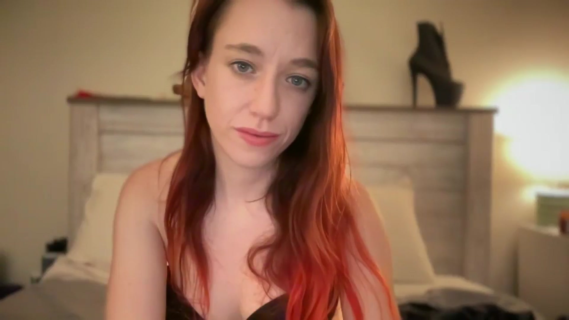 Gallery image thumbnail from MinnyMinx's myfreecams stream on, 07/20/2025, 16:37 image 8 of 20