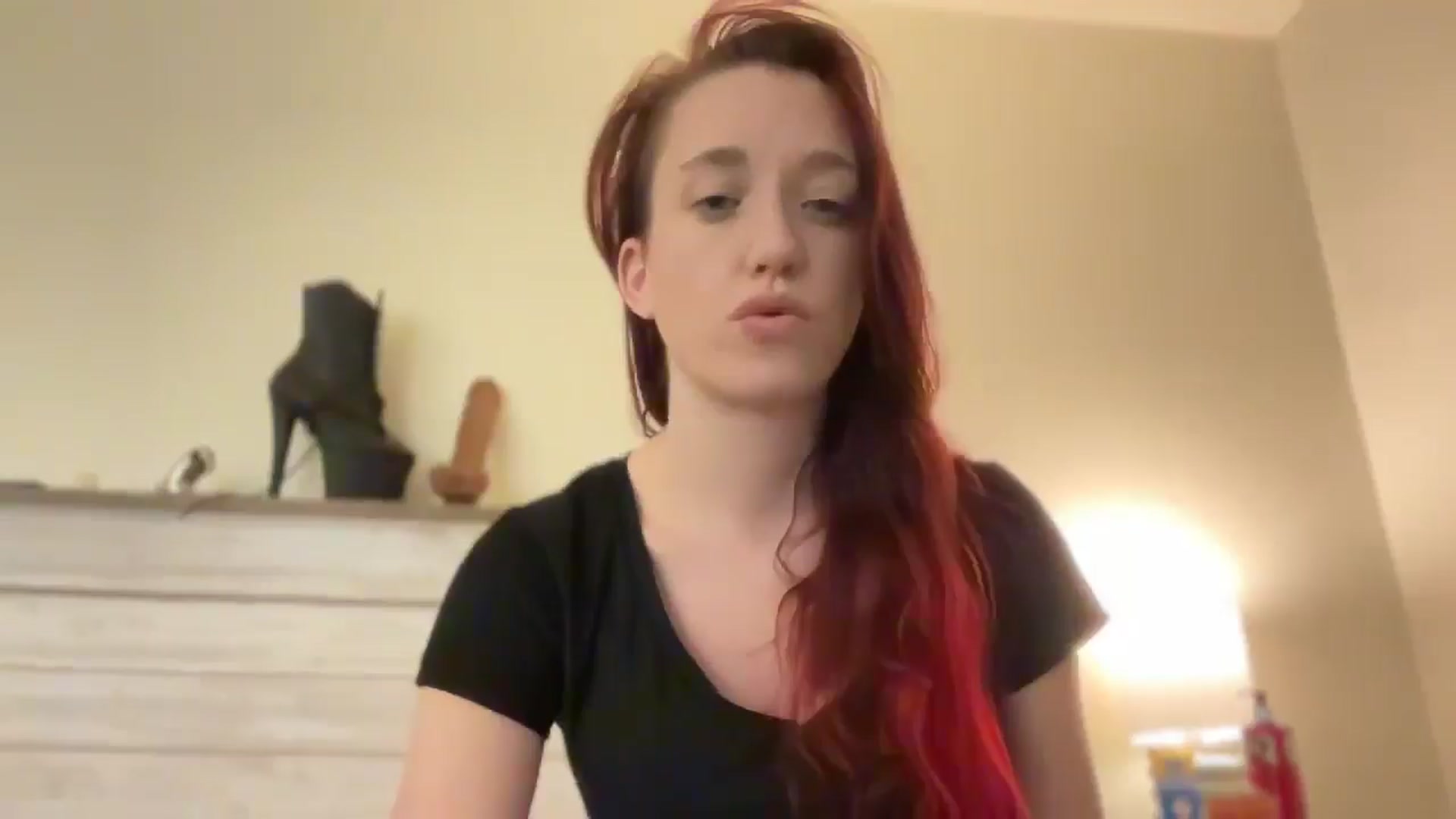 Gallery image thumbnail from MinnyMinx's myfreecams stream on, 07/27/2025, 14:17 image 3 of 20