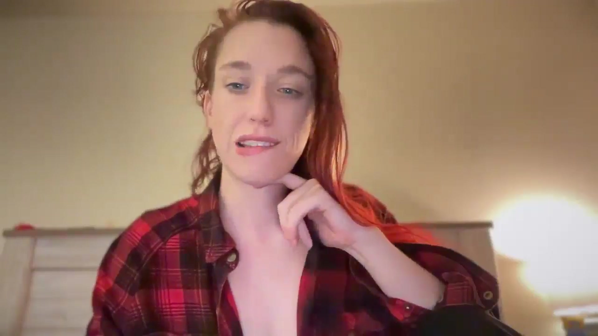 Gallery image thumbnail from MinnyMinx's myfreecams stream on, 07/28/2025, 14:11 image 2 of 20