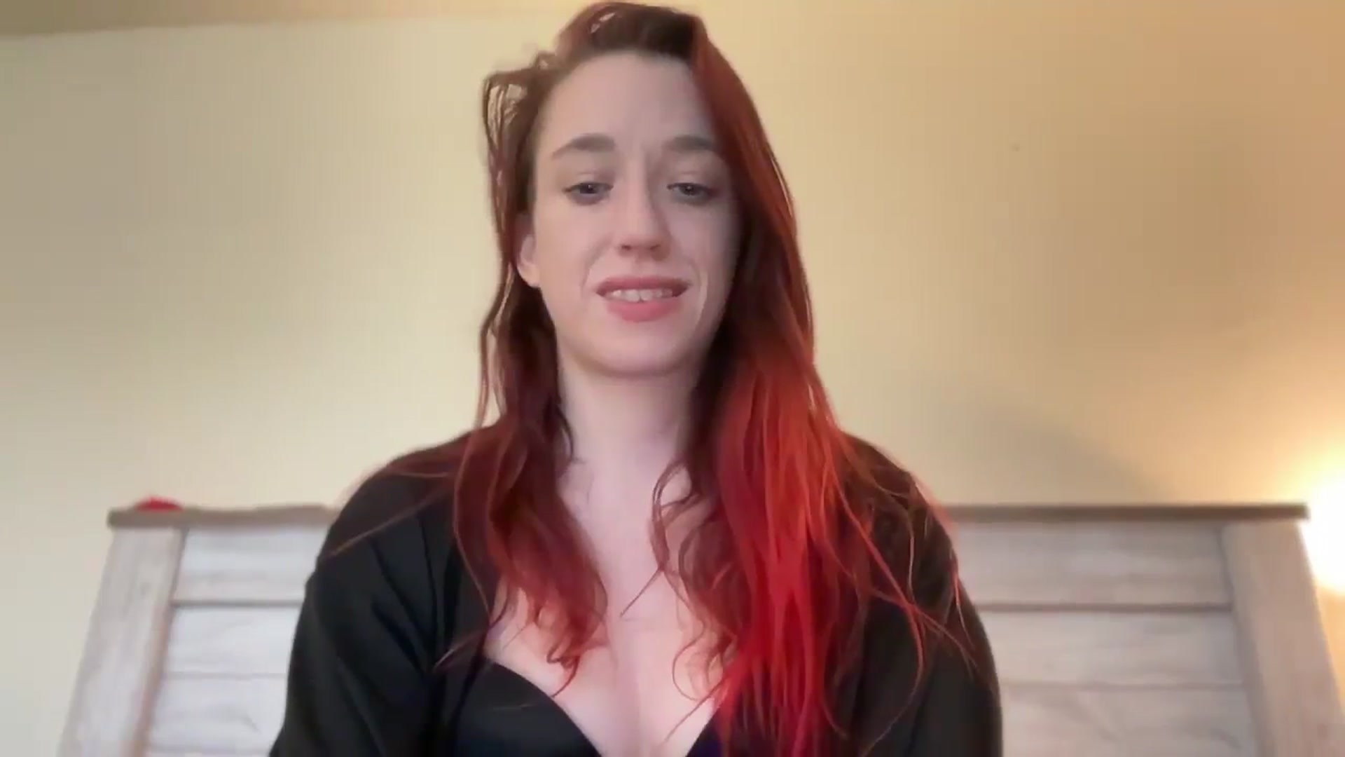 Gallery image thumbnail from MinnyMinx's myfreecams stream on, 07/31/2025, 13:13 image 9 of 20