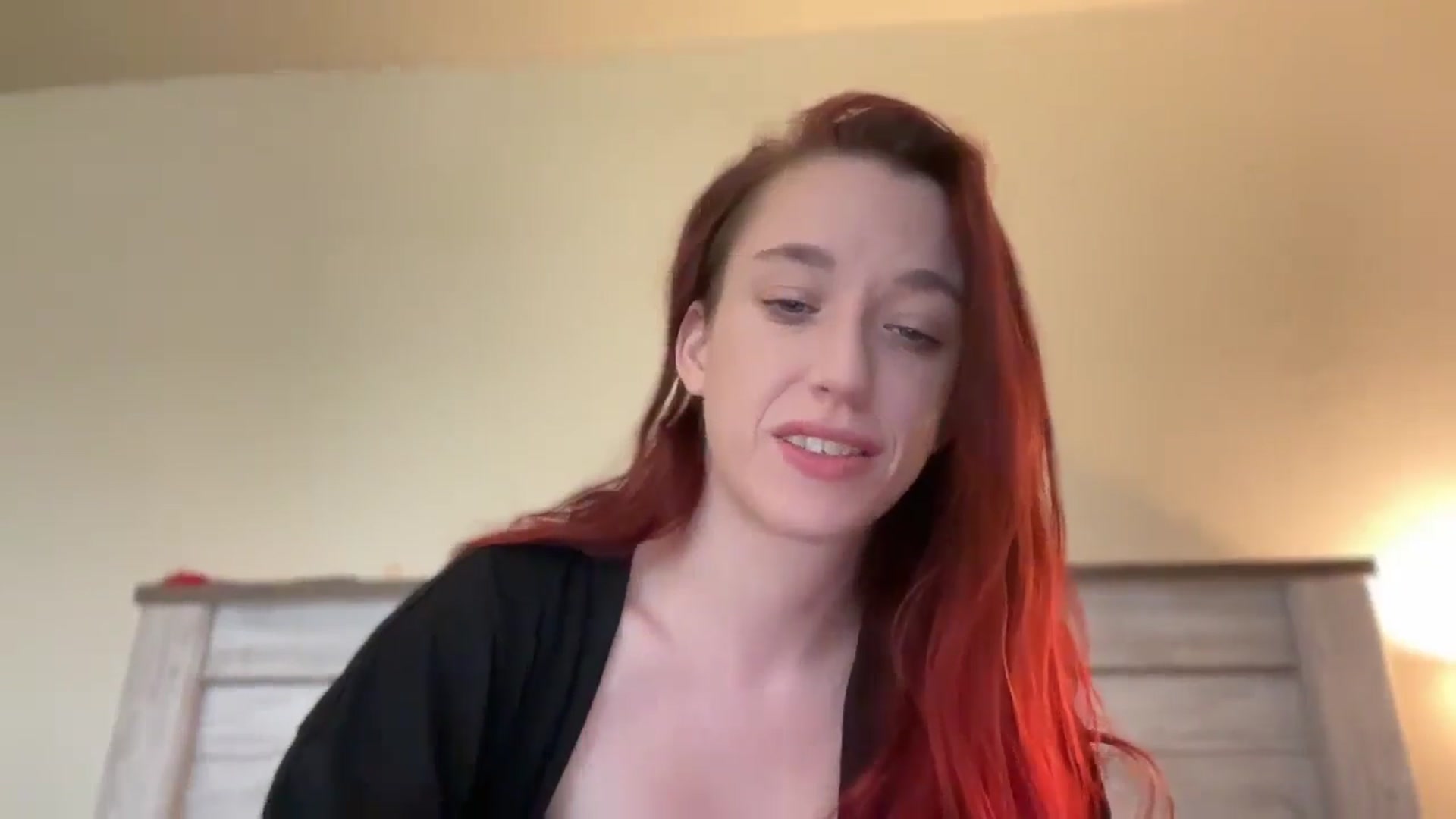 Gallery image thumbnail from MinnyMinx's myfreecams stream on, 07/31/2025, 13:13 image 16 of 20