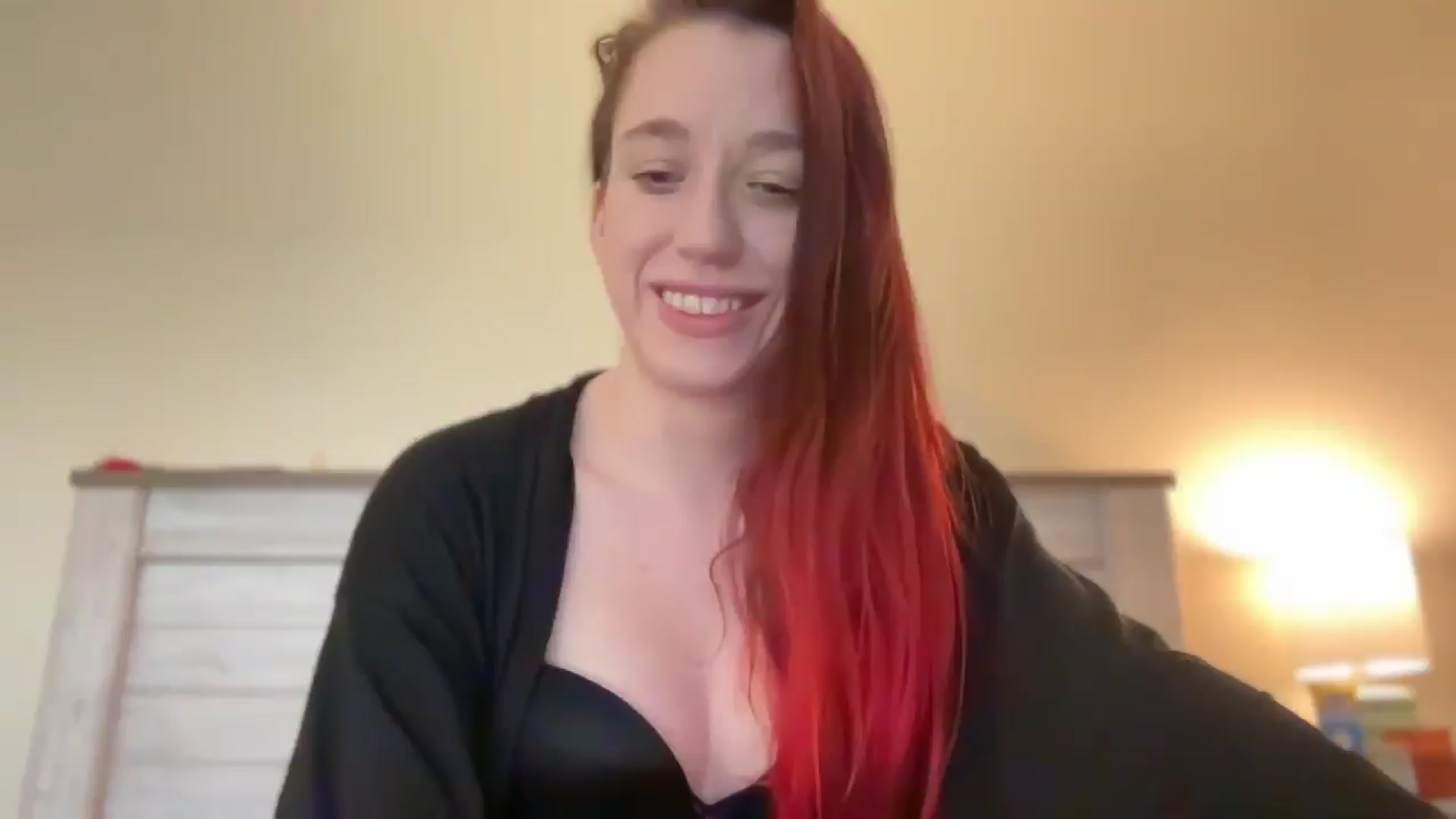 Gallery image thumbnail from MinnyMinx's myfreecams stream on, 07/31/2025, 13:13 image 1 of 20