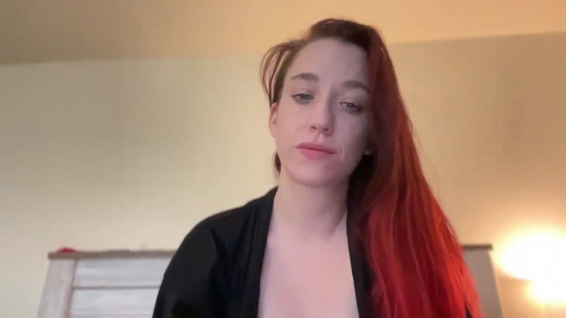 Gallery image thumbnail from MinnyMinx's myfreecams stream on, 07/31/2025, 13:13 image 10 of 20