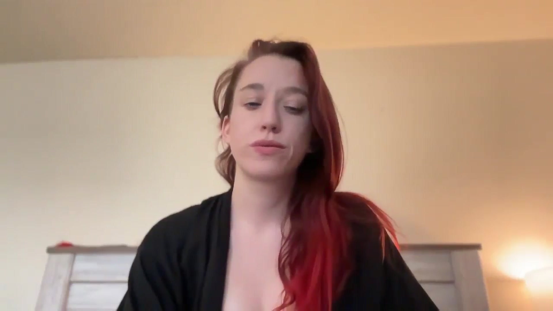 Gallery image thumbnail from MinnyMinx's myfreecams stream on, 07/31/2025, 14:56 image 3 of 20