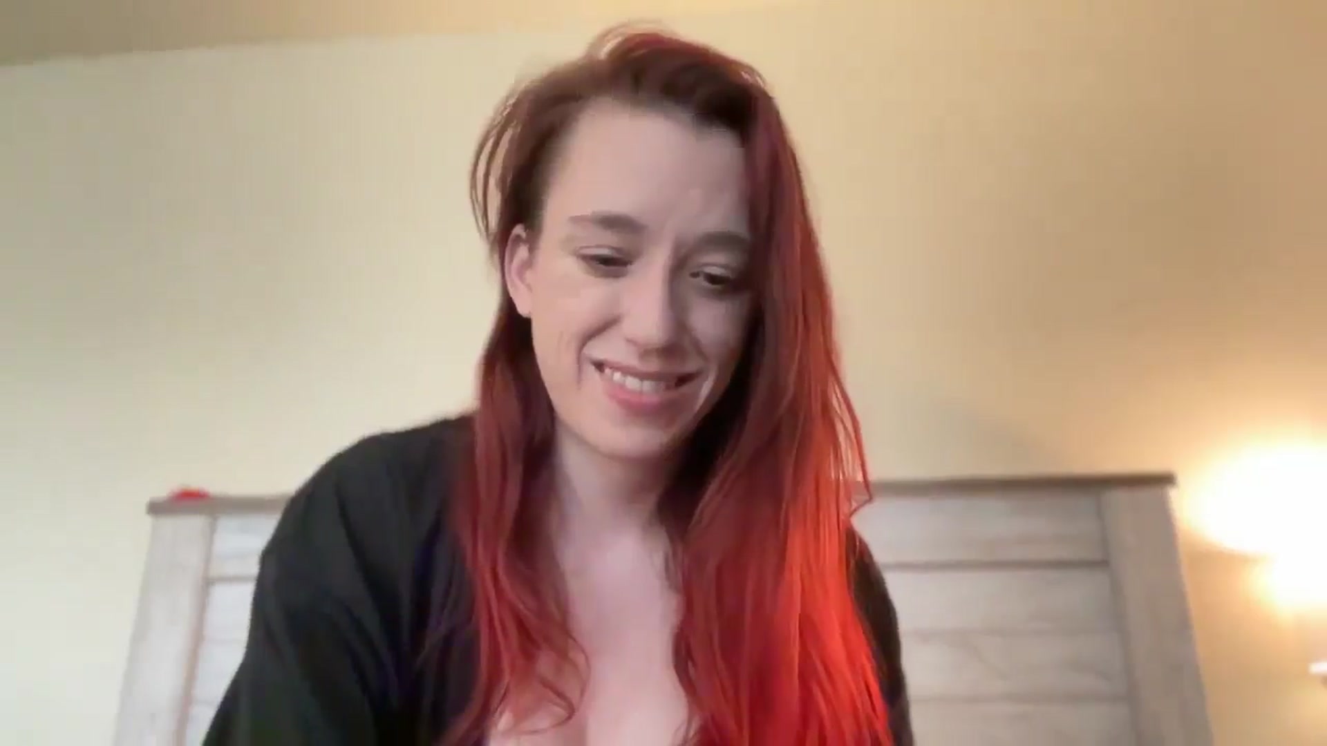 Gallery image thumbnail from MinnyMinx's myfreecams stream on, 07/31/2025, 14:56 image 9 of 20