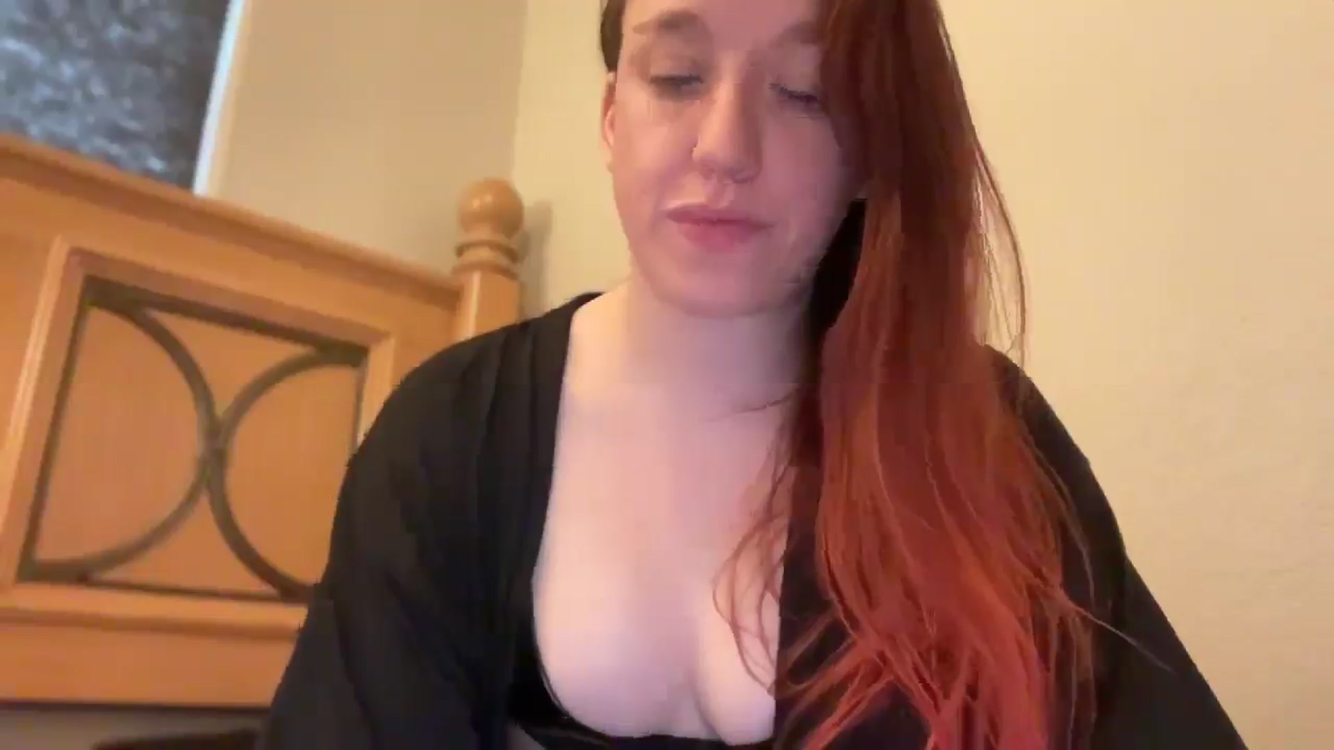 Gallery image thumbnail from MinnyMinx's myfreecams stream on, 01/26/2026, 16:23 image 3 of 20