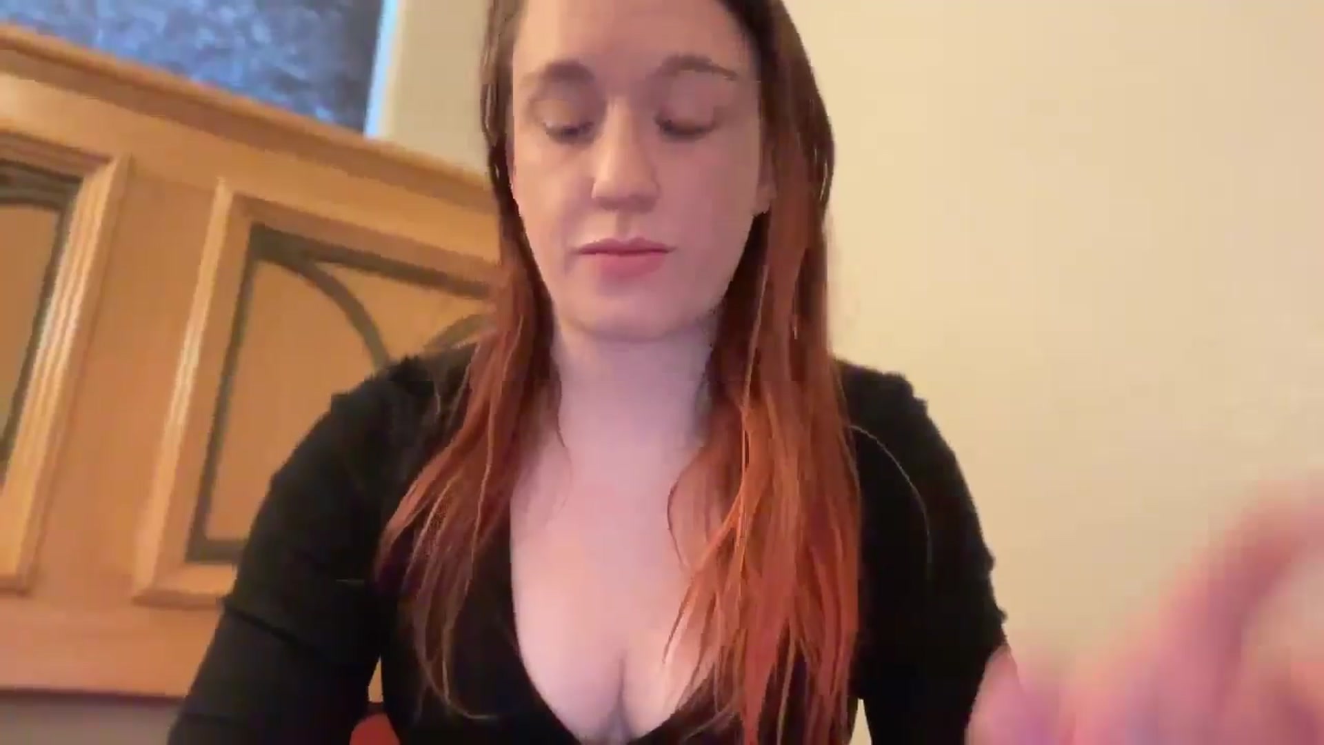 Gallery image thumbnail from MinnyMinx's myfreecams stream on, 02/05/2026, 16:06 image 13 of 20