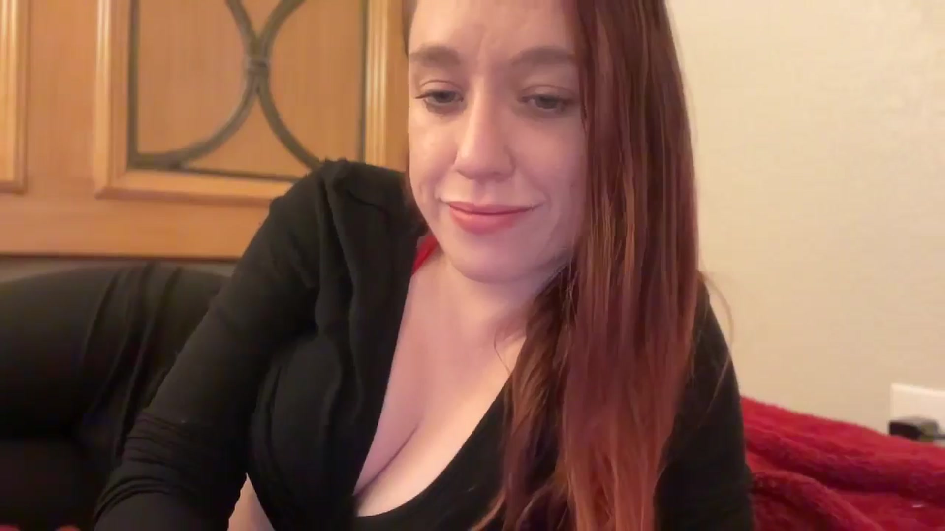 Gallery image thumbnail from MinnyMinx's myfreecams stream on, 02/05/2026, 16:06 image 10 of 20