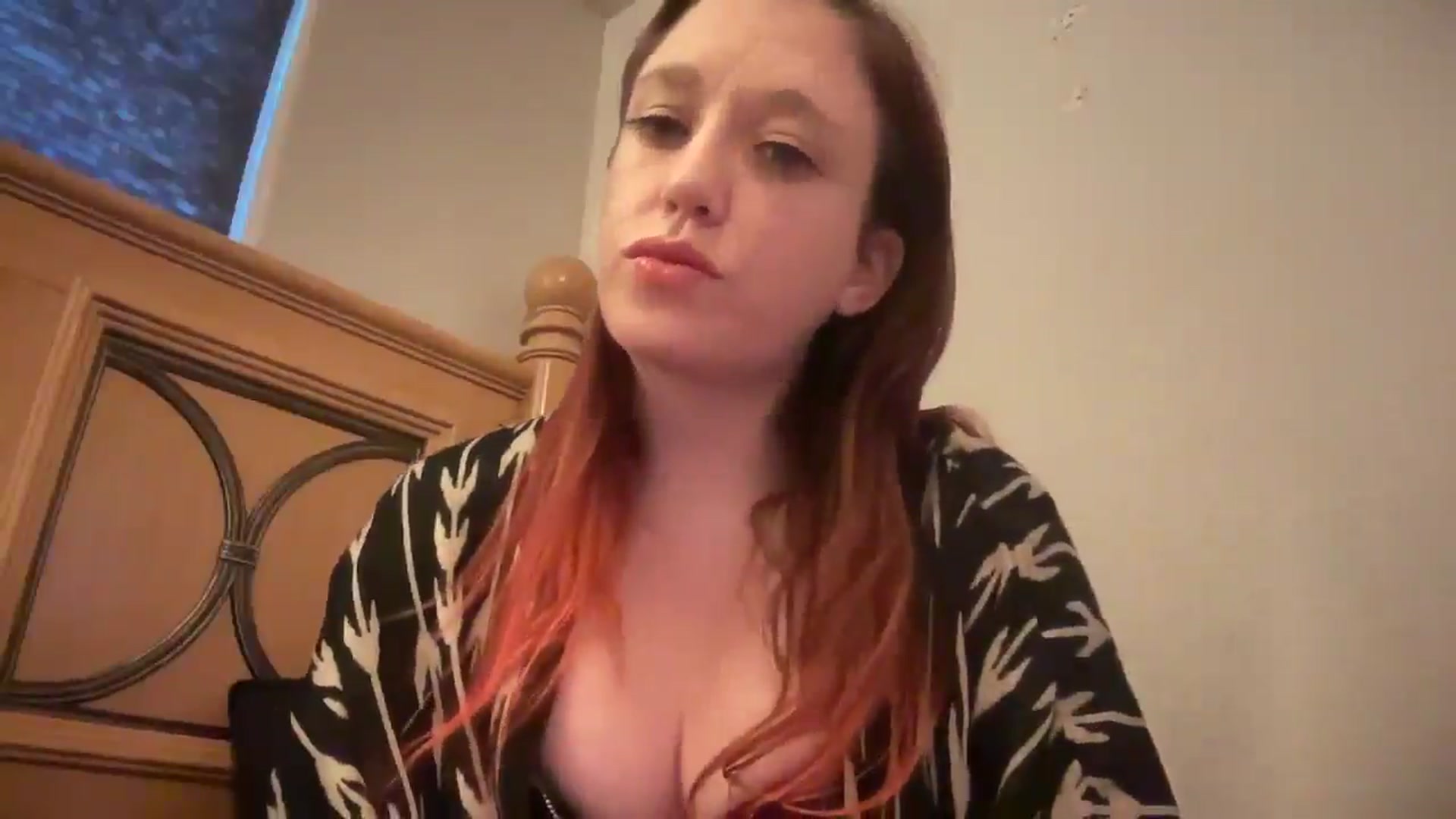 Gallery image thumbnail from MinnyMinx's myfreecams stream on, 03/01/2026, 13:44 image 16 of 20