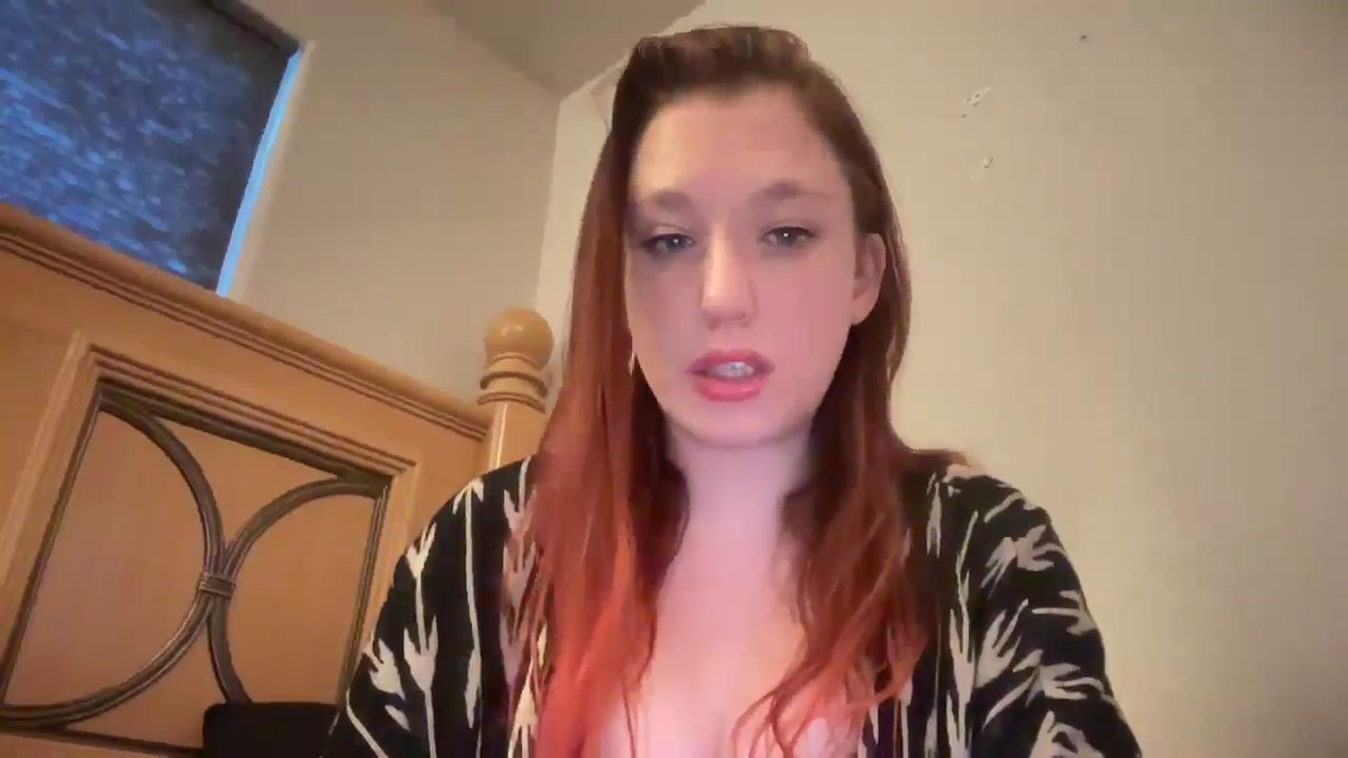 Gallery image thumbnail from MinnyMinx's myfreecams stream on, 03/01/2026, 13:44 image 15 of 20
