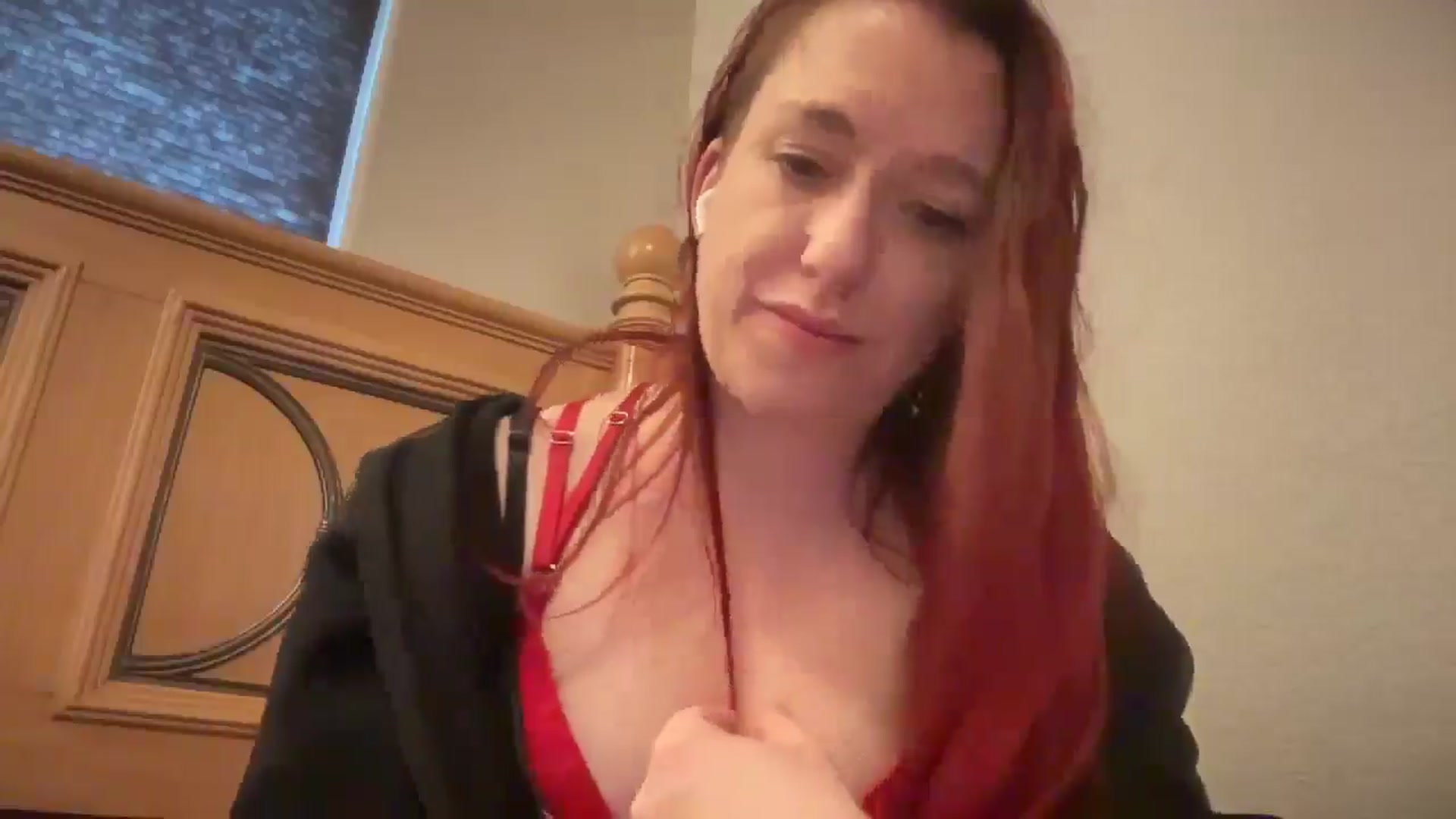 Gallery image thumbnail from MinnyMinx's myfreecams stream on, 03/03/2026, 17:06 image 2 of 20