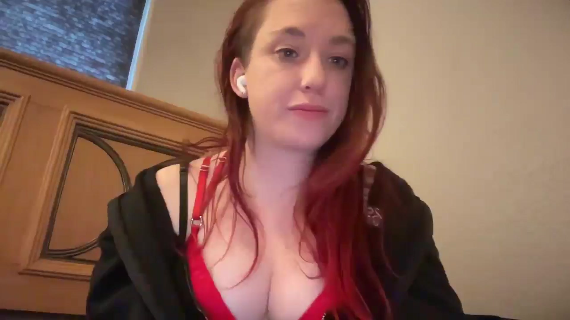 Gallery image thumbnail from MinnyMinx's myfreecams stream on, 03/03/2026, 17:06 image 3 of 20