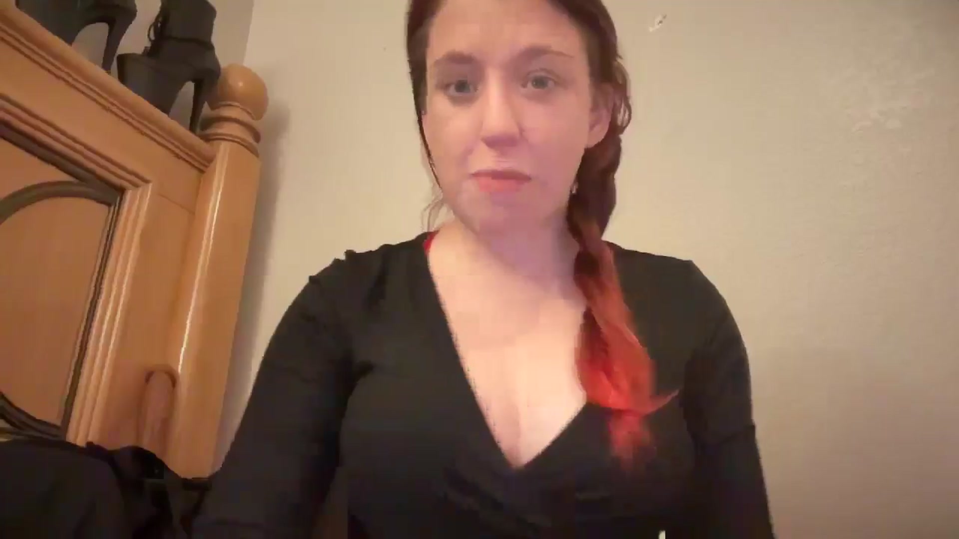 Gallery image thumbnail from MinnyMinx's myfreecams stream on, 03/10/2026, 12:24 image 13 of 20