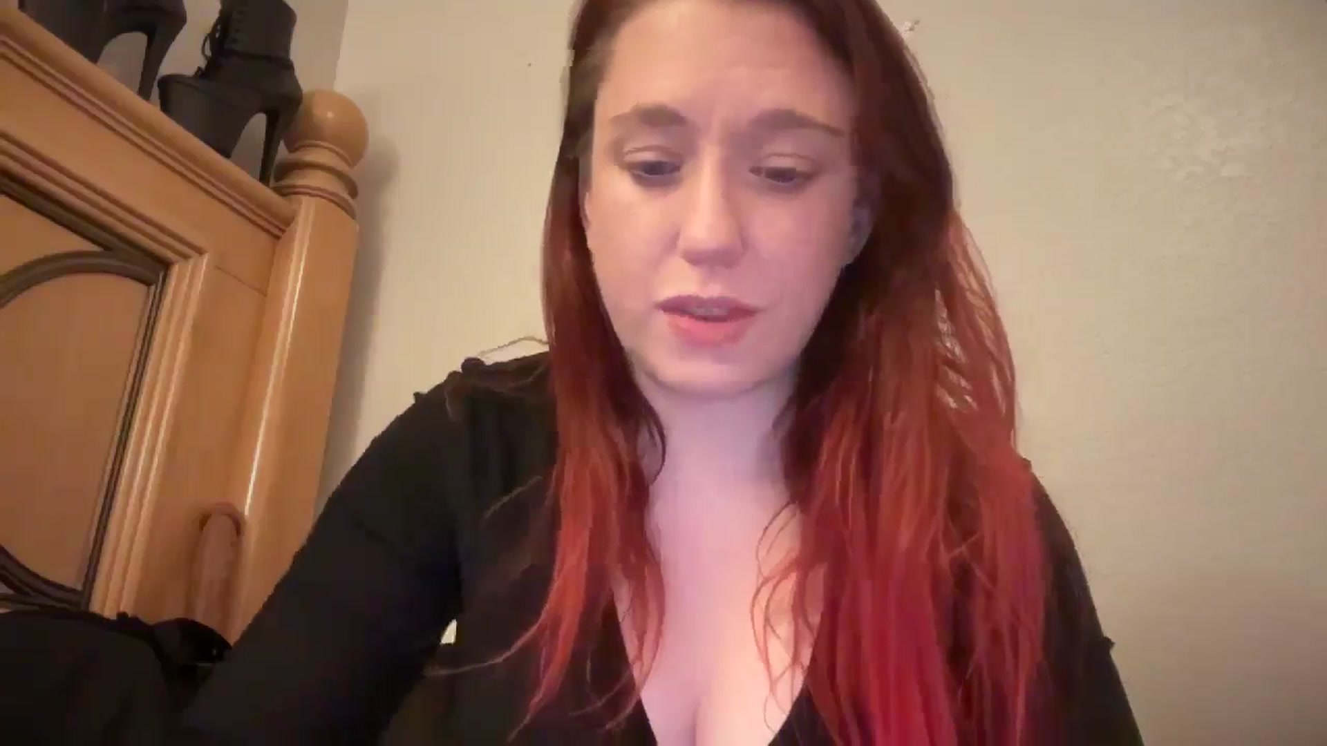 Gallery image thumbnail from MinnyMinx's myfreecams stream on, 03/10/2026, 12:24 image 12 of 20