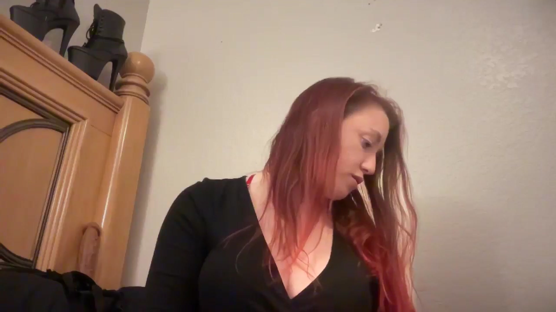 Gallery image thumbnail from MinnyMinx's myfreecams stream on, 03/10/2026, 12:24 image 8 of 20