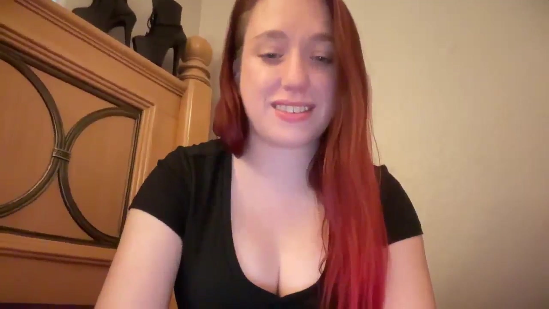 Gallery image thumbnail from MinnyMinx's myfreecams stream on, 03/12/2026, 13:42 image 11 of 20