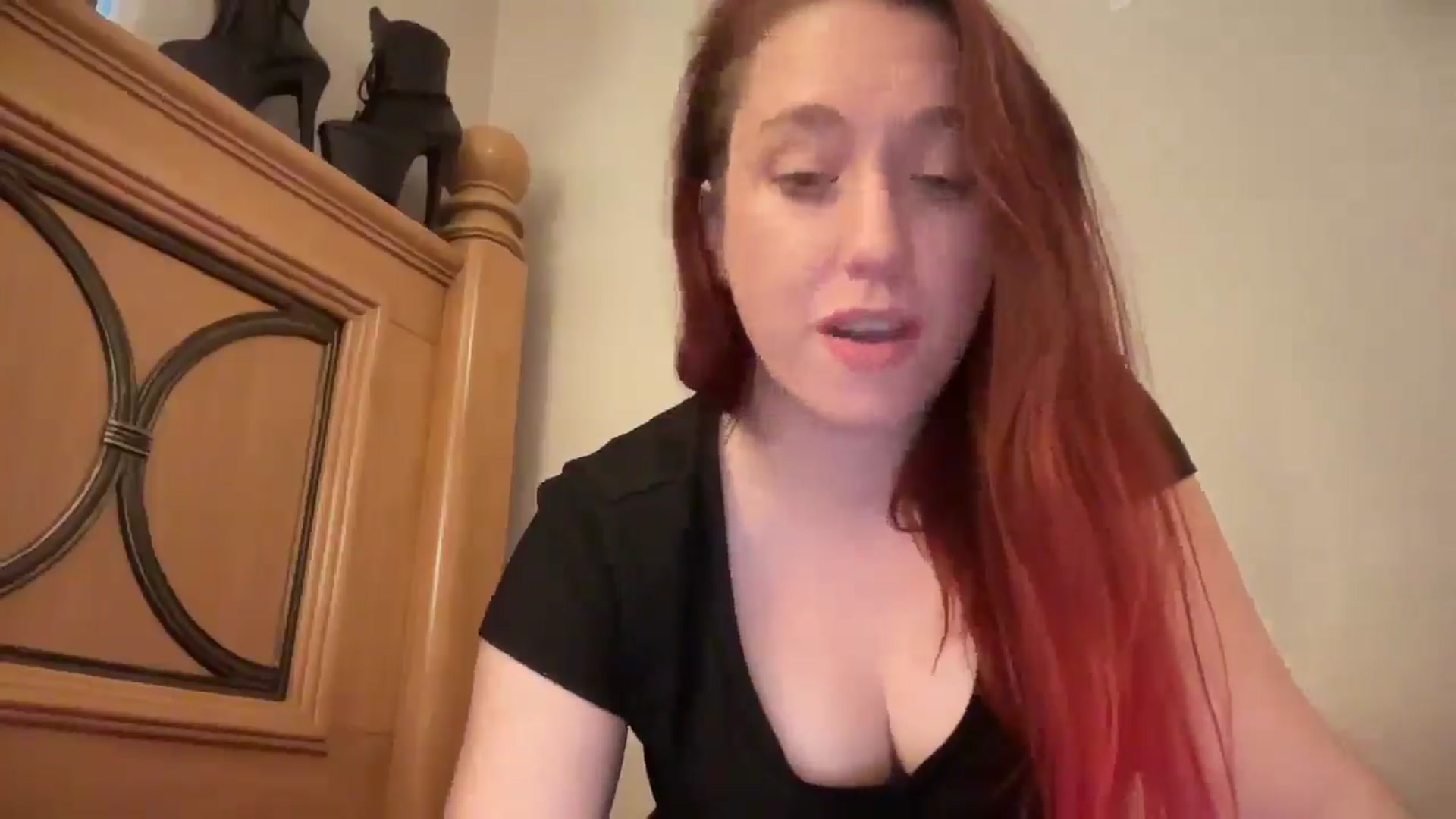 Gallery image thumbnail from MinnyMinx's myfreecams stream on, 03/12/2026, 15:05 image 14 of 20