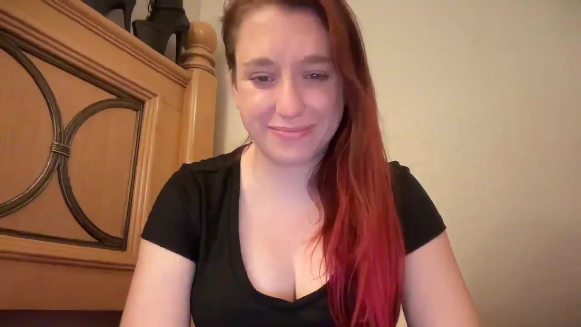 Gallery image thumbnail from MinnyMinx's myfreecams stream on, 03/12/2026, 15:05 image 4 of 20