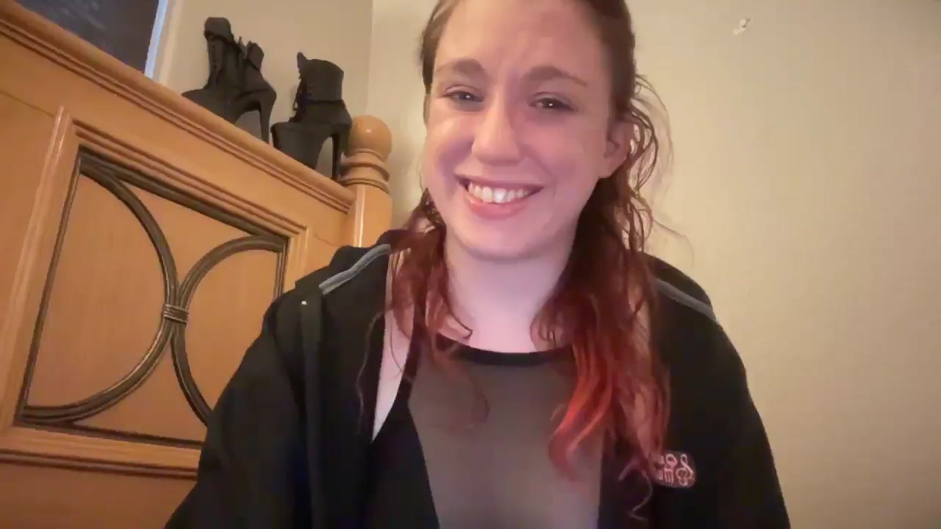 Gallery image thumbnail from MinnyMinx's myfreecams stream on, 03/16/2026, 11:50 image 15 of 20