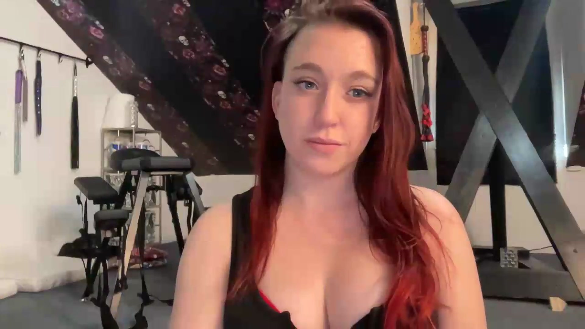 Gallery image thumbnail from MinnyMinx's myfreecams stream on, 05/12/2026, 15:29 image 13 of 20
