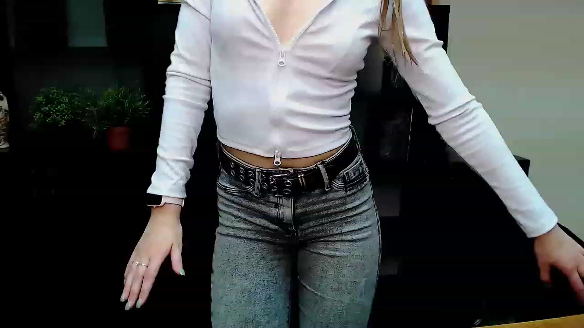 Gallery image thumbnail from MinsisHot_'s myfreecams stream on, 12/25/2022, 15:10 image 15 of 20