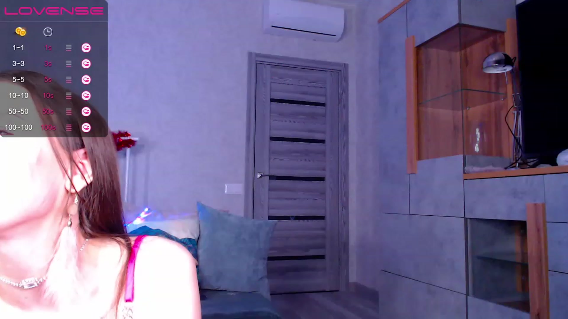 Gallery image thumbnail from Minty_Cheeks's myfreecams stream on, 12/20/2022, 05:55 image 9 of 20