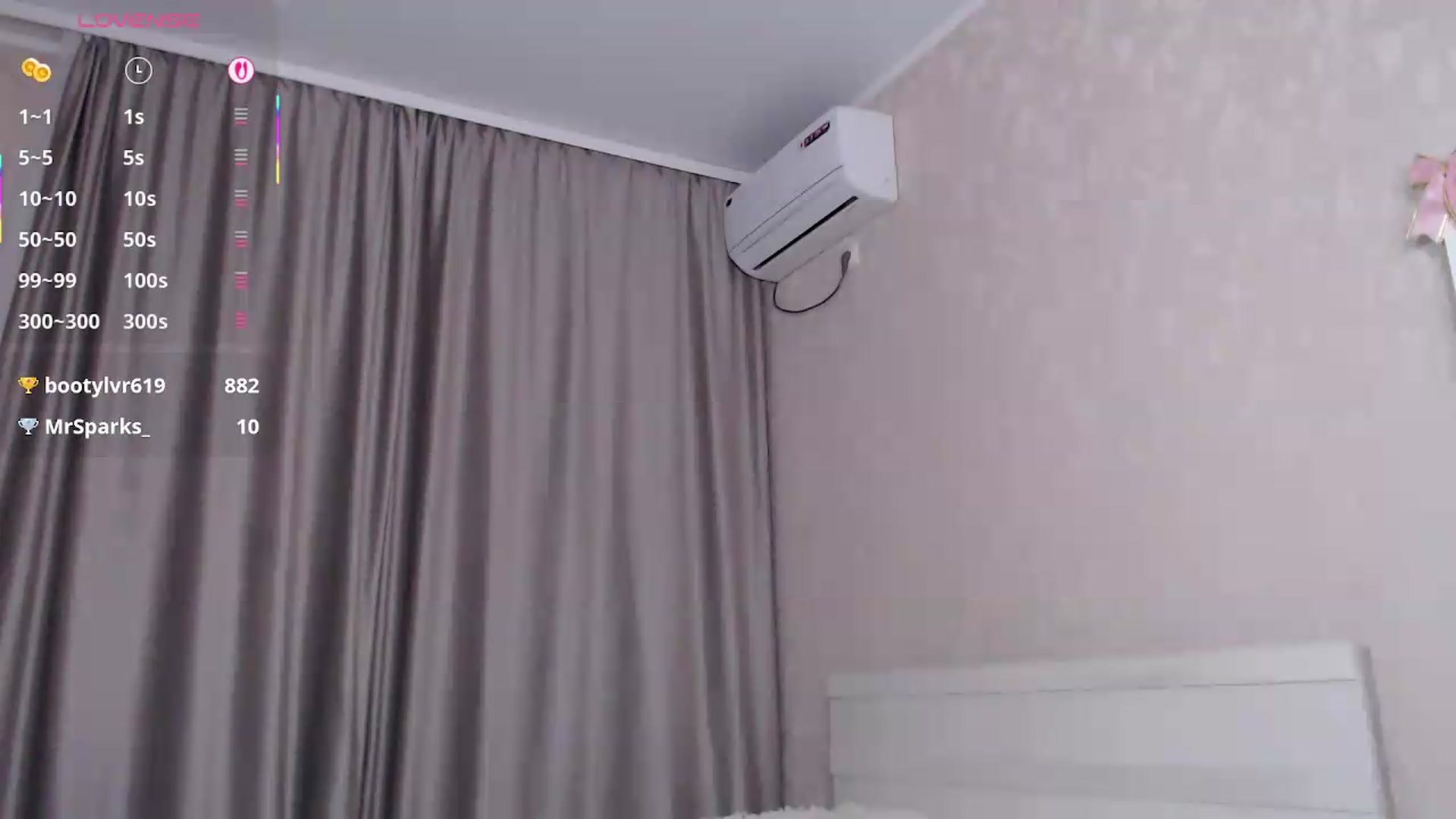 Gallery image thumbnail from Minty_Cheeks's myfreecams stream on, 07/28/2026, 24:22 image 17 of 20