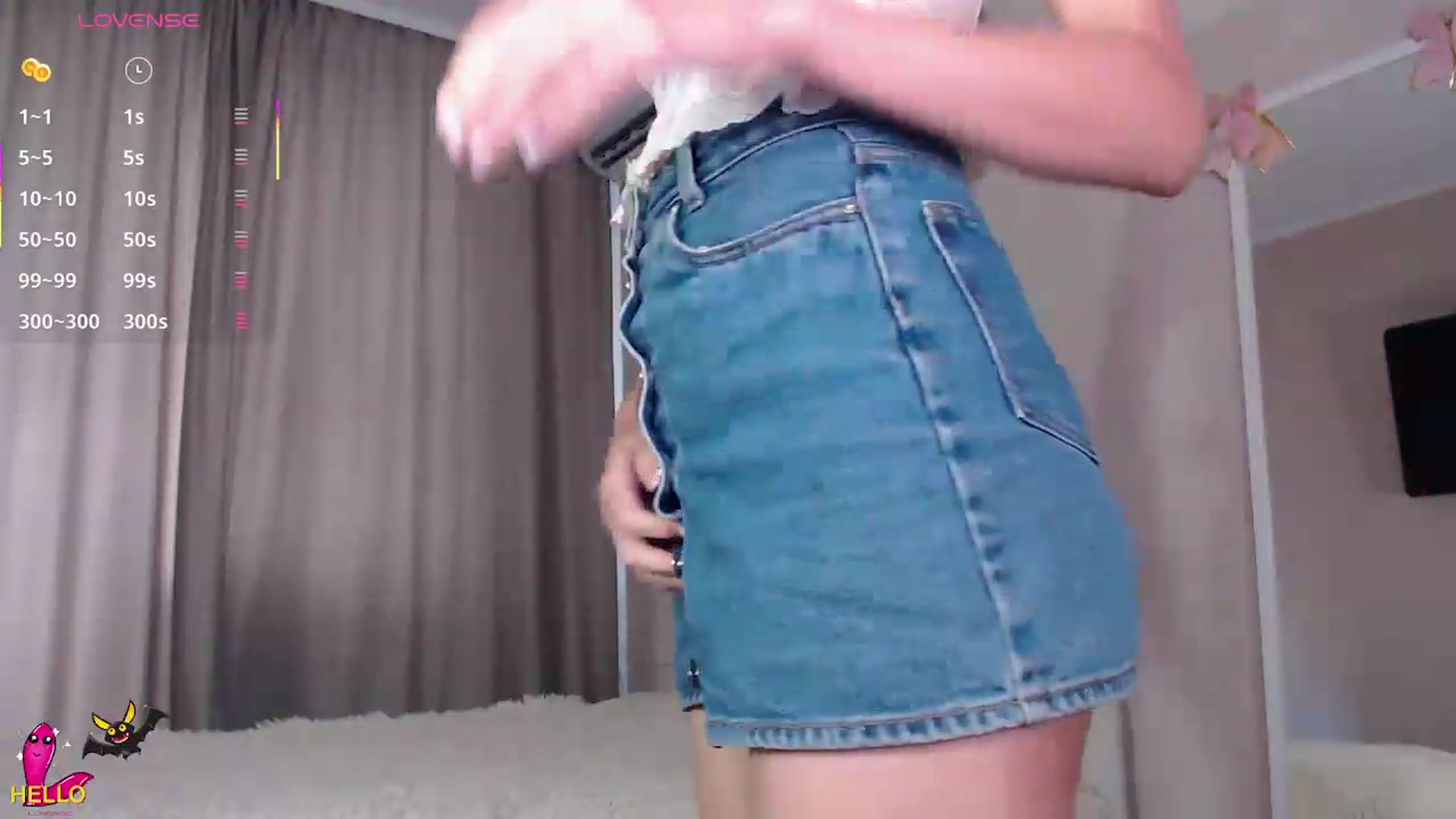 Gallery image thumbnail from Minty_Cheeks's myfreecams stream on, 08/14/2026, 06:46 image 4 of 20