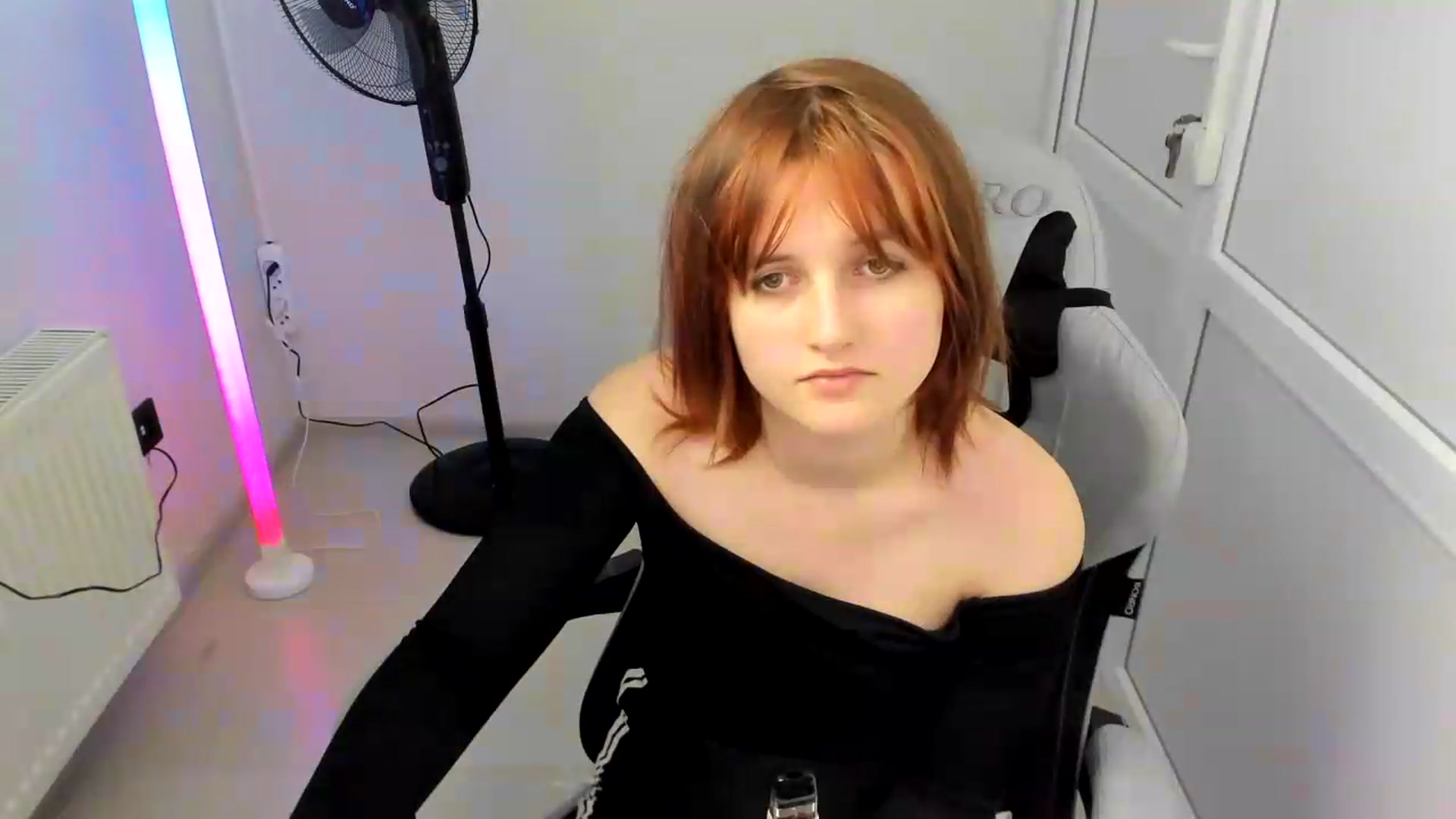 Gallery image thumbnail from Minty_daze's myfreecams stream on, 06/03/2026, 10:26 image 4 of 20