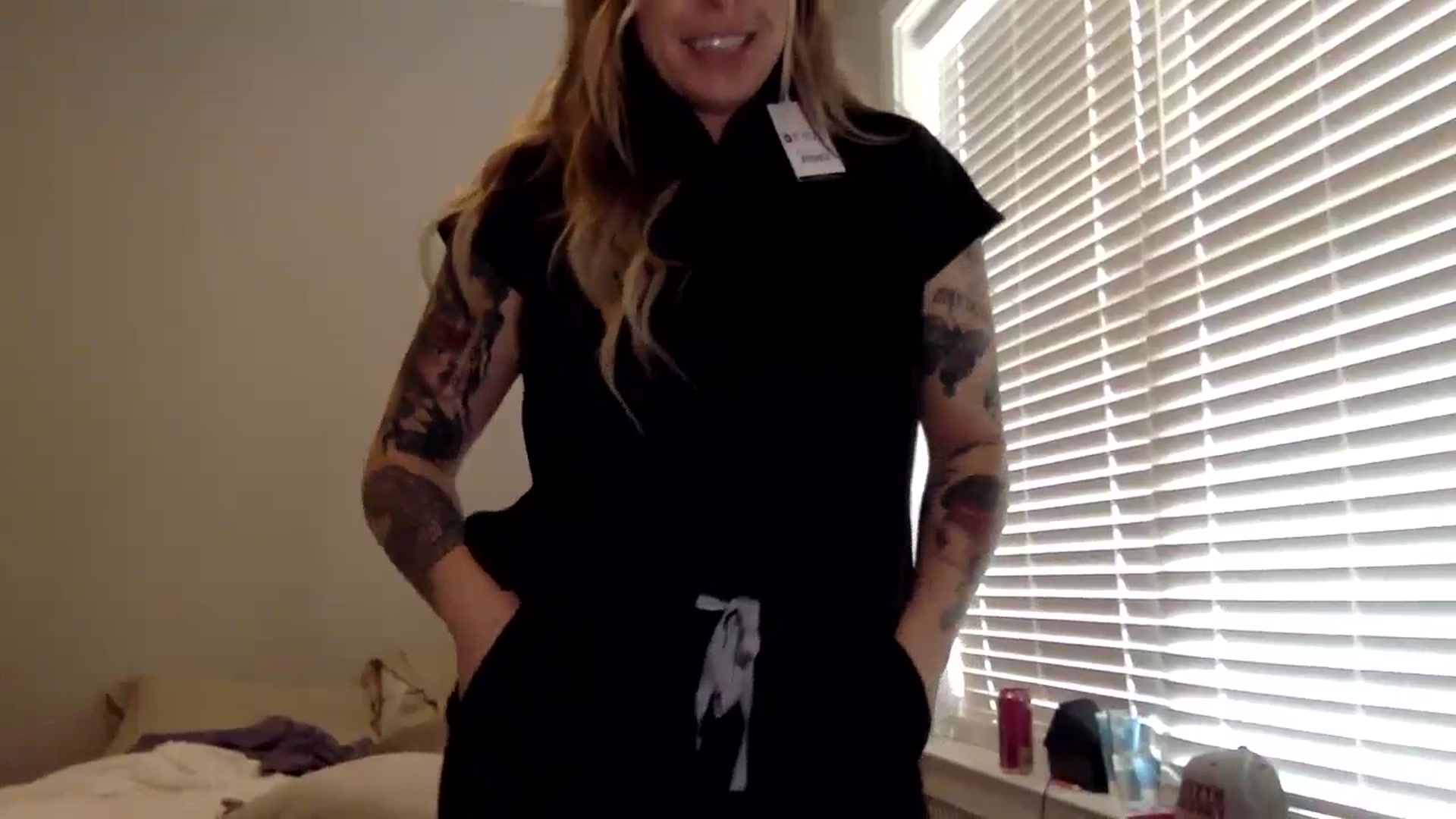 Gallery image thumbnail from Minx_nextdoor's myfreecams stream on, 03/25/2024, 21:36 image 2 of 20