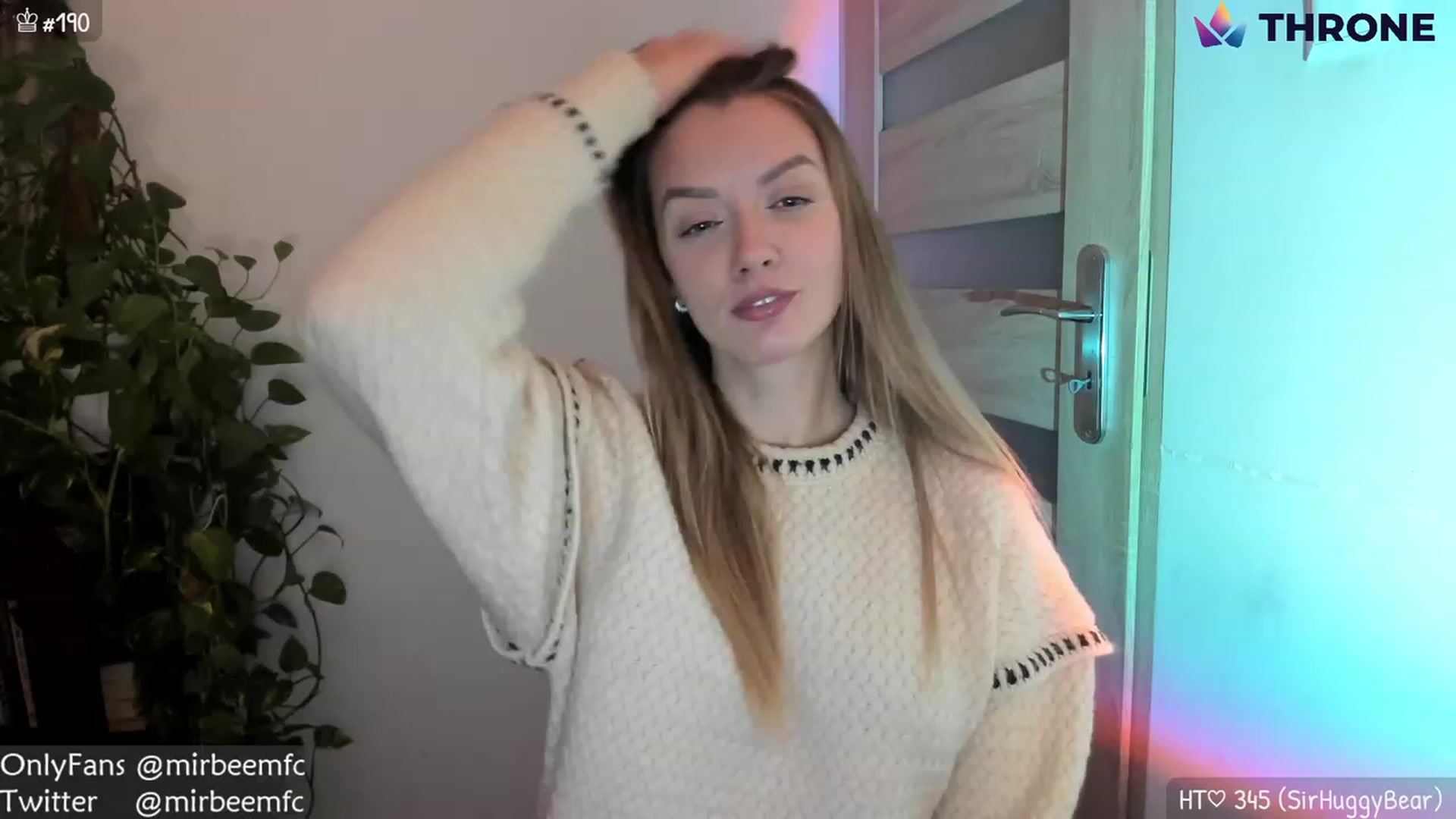Gallery image thumbnail from MirBee's myfreecams stream on, 11/19/2022, 22:13 image 15 of 20