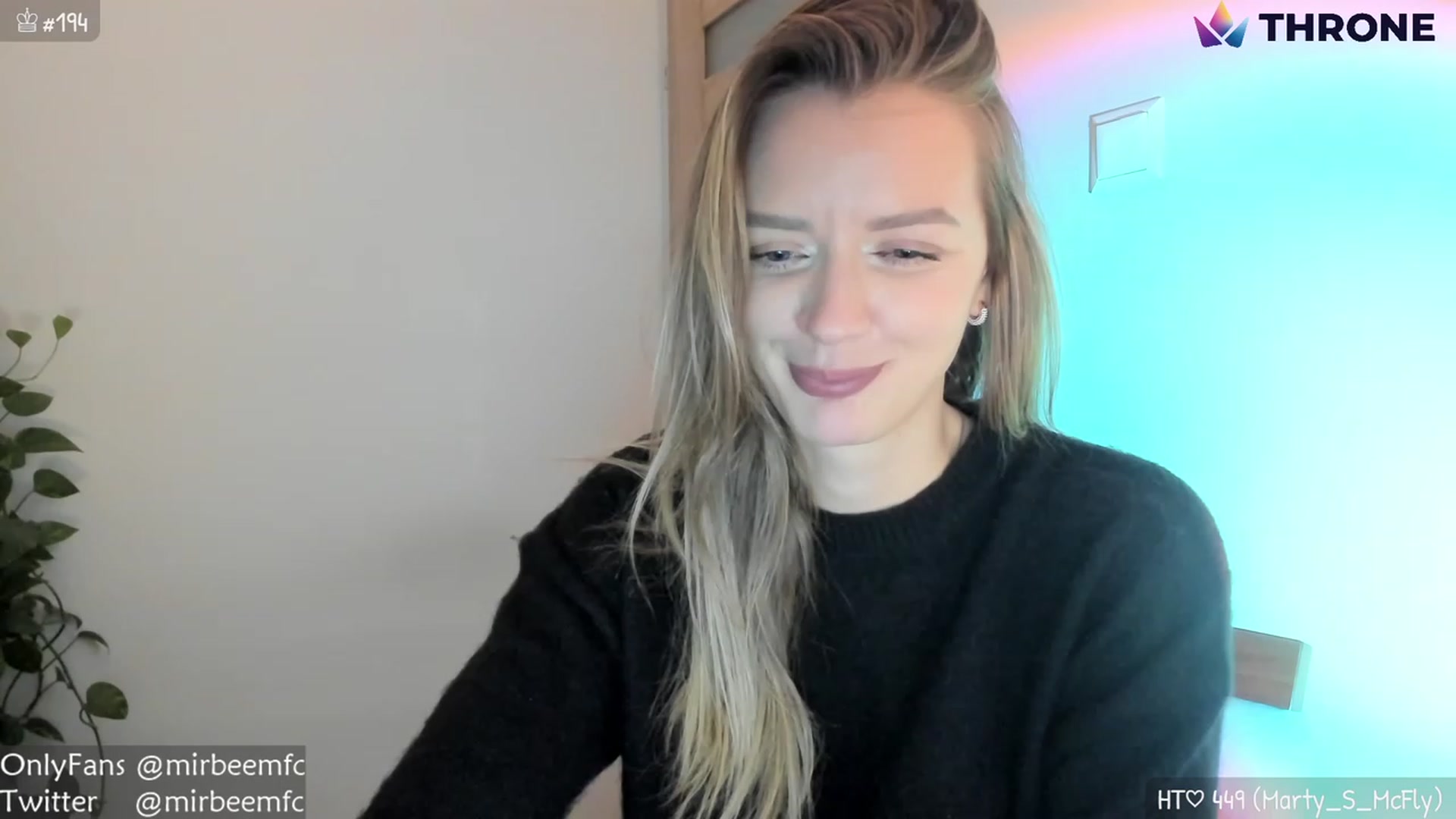 Gallery image thumbnail from MirBee's myfreecams stream on, 11/21/2022, 24:12 image 7 of 20