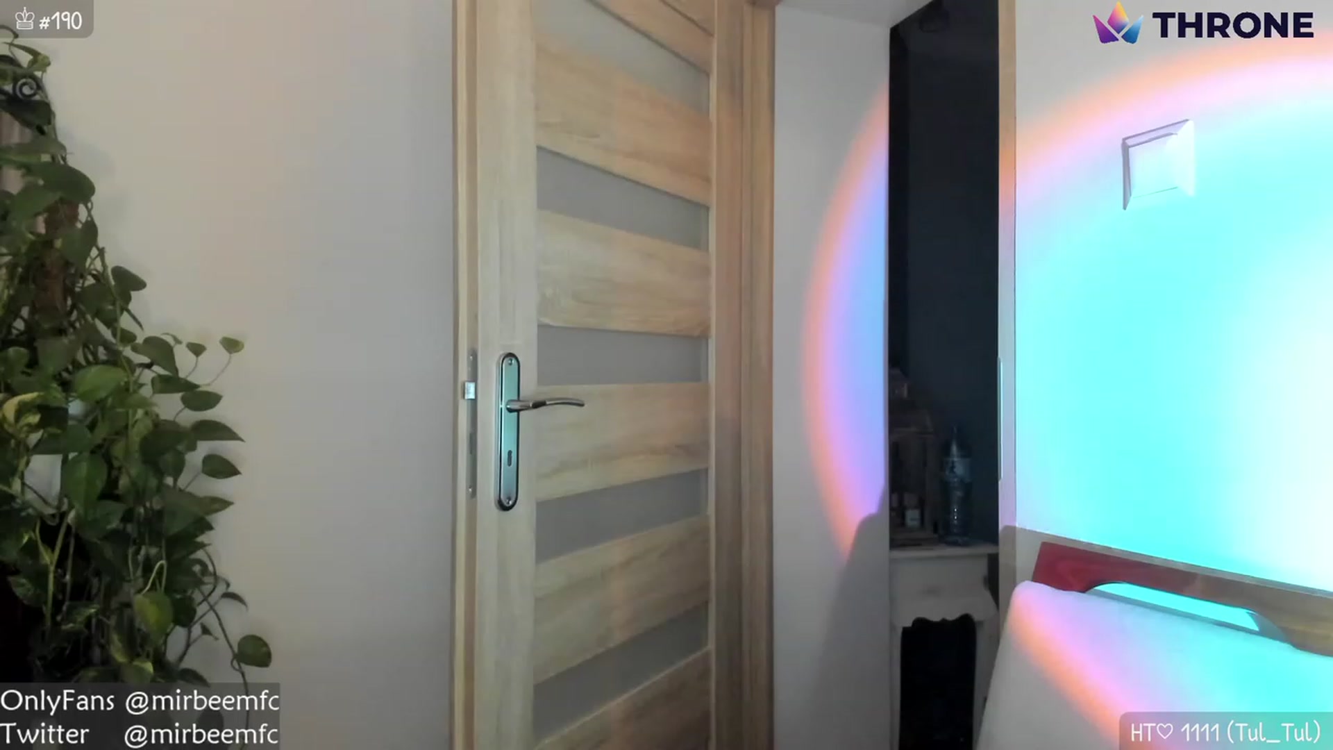 Gallery image thumbnail from MirBee's myfreecams stream on, 11/26/2022, 03:40 image 3 of 20