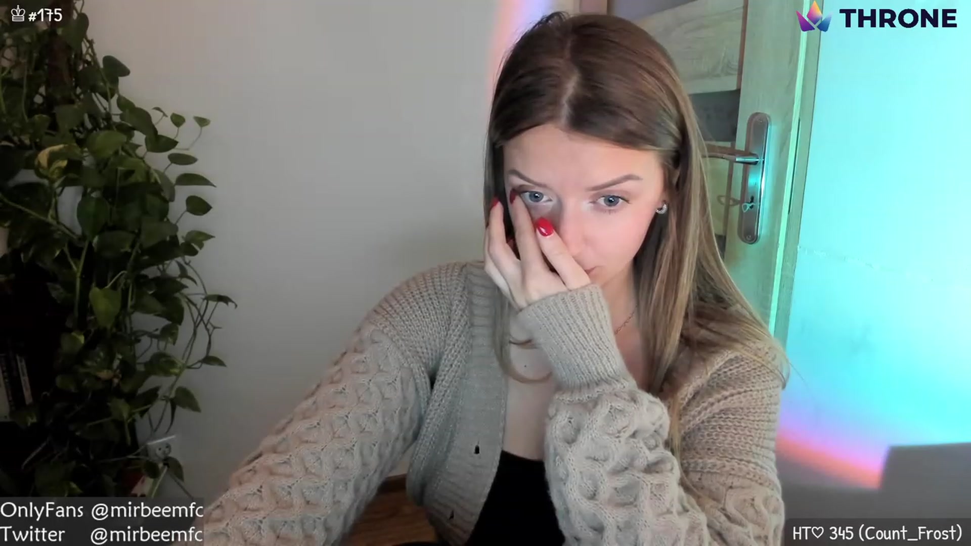 Gallery image thumbnail from MirBee's myfreecams stream on, 11/29/2022, 24:06 image 12 of 20