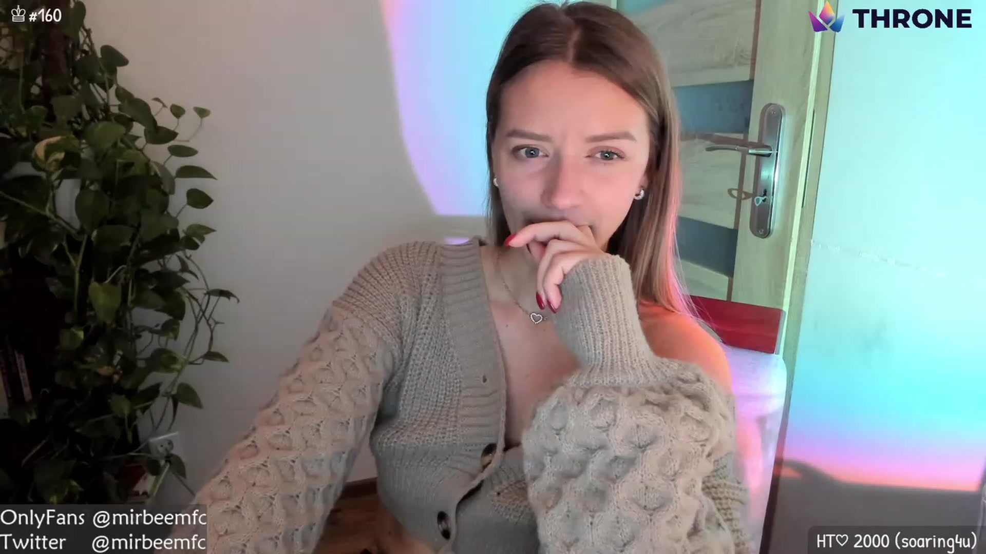 Gallery image thumbnail from MirBee's myfreecams stream on, 11/29/2022, 01:56 image 17 of 20