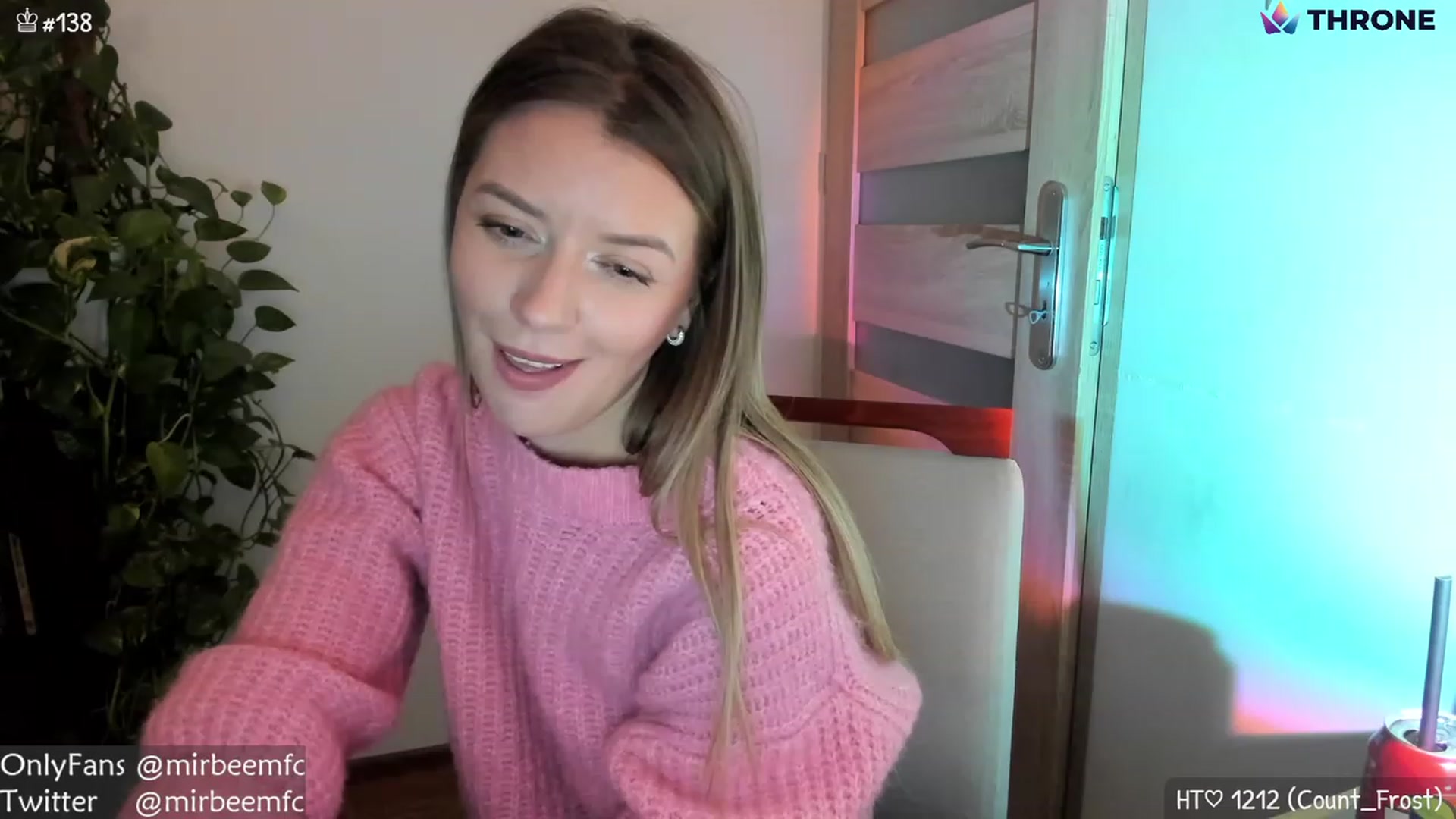 Gallery image thumbnail from MirBee's myfreecams stream on, 12/03/2022, 01:14 image 6 of 20