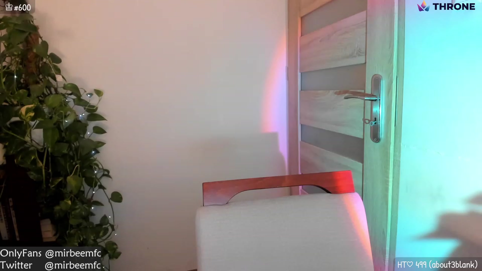 Gallery image thumbnail from MirBee's myfreecams stream on, 12/08/2022, 23:53 image 18 of 20