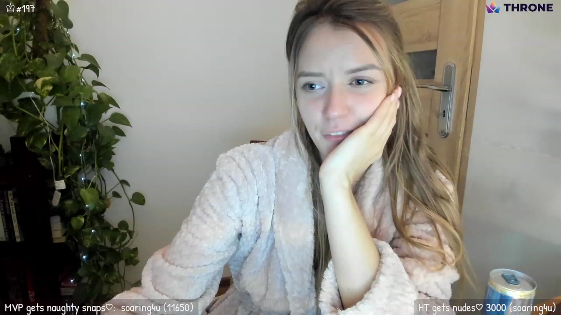 Gallery image thumbnail from MirBee's myfreecams stream on, 12/10/2022, 04:49 image 12 of 20