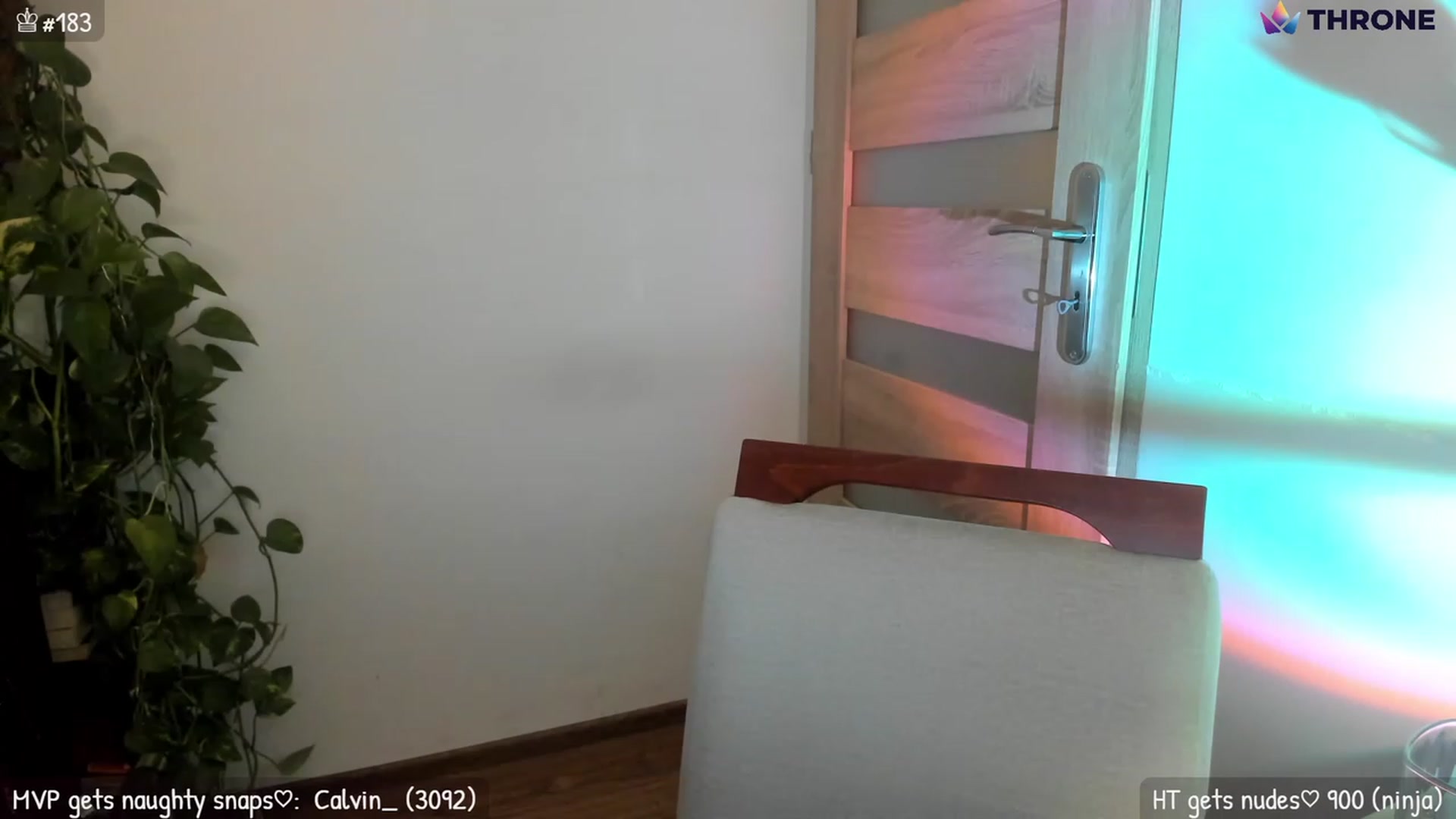 Gallery image thumbnail from MirBee's myfreecams stream on, 12/11/2022, 01:29 image 9 of 20