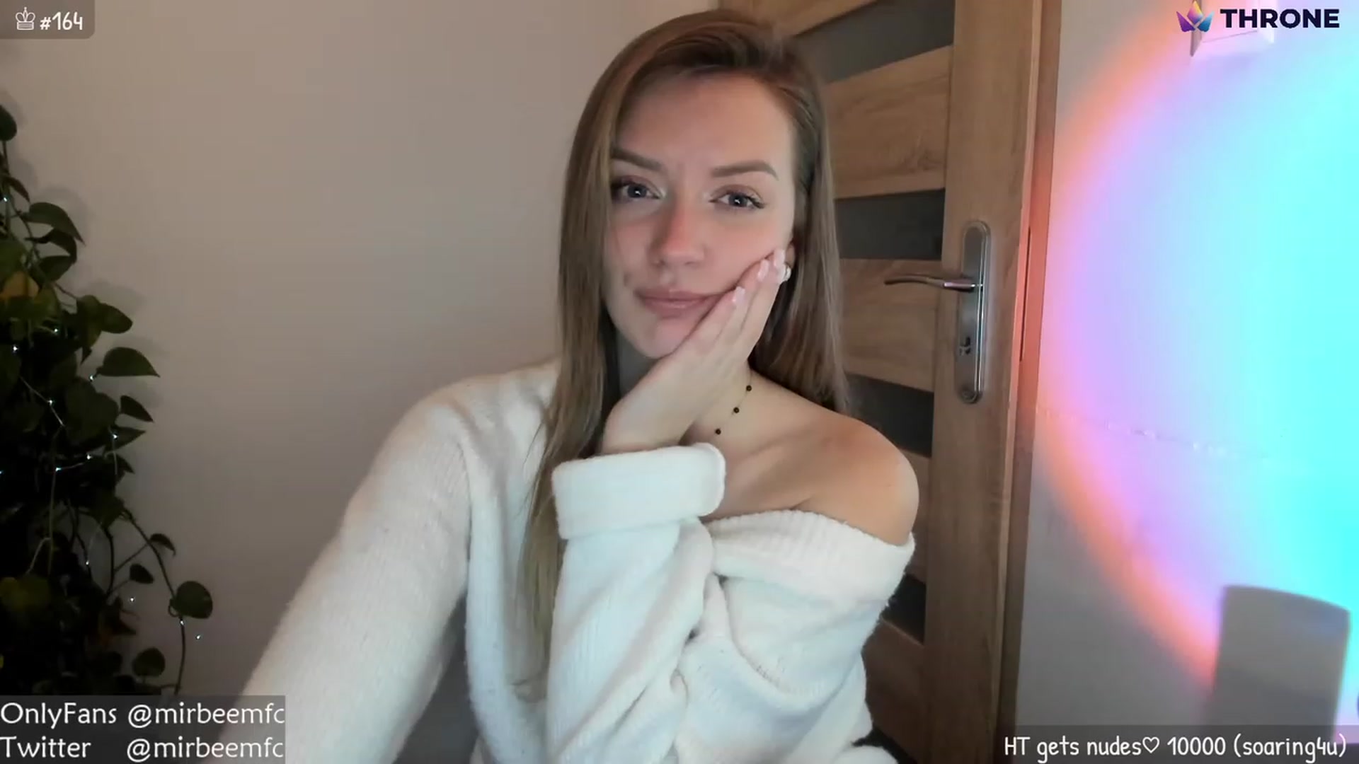 Gallery image thumbnail from MirBee's myfreecams stream on, 12/17/2022, 02:37 image 13 of 20
