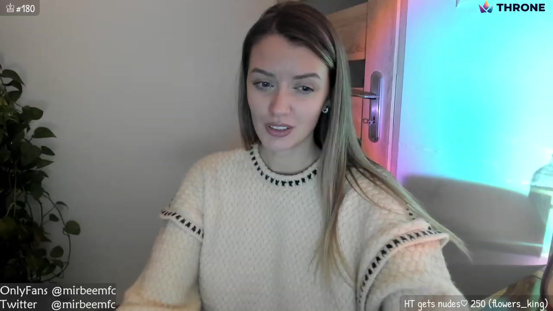 Gallery image thumbnail from MirBee's myfreecams stream on, 12/22/2022, 24:44 image 6 of 20