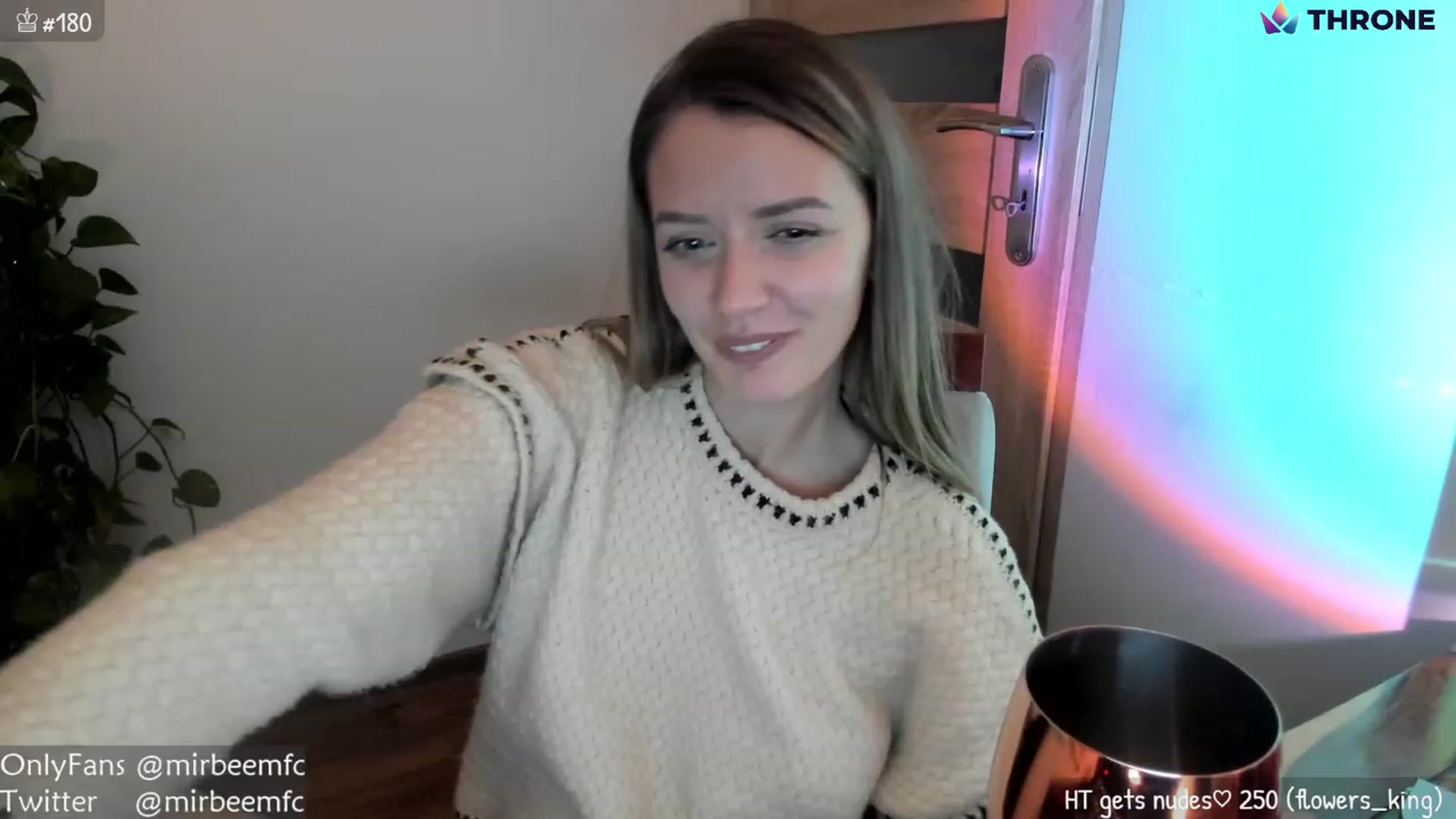 Gallery image thumbnail from MirBee's myfreecams stream on, 12/22/2022, 24:44 image 7 of 20