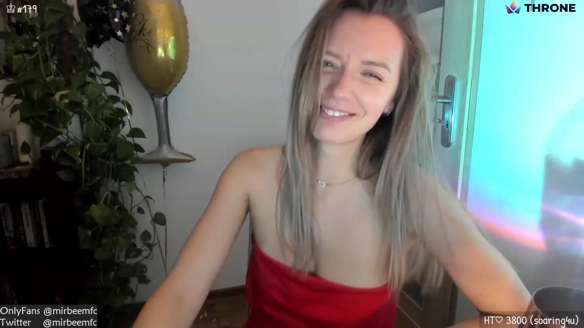 Gallery image thumbnail from MirBee's myfreecams stream on, 12/31/2022, 02:38 image 15 of 20