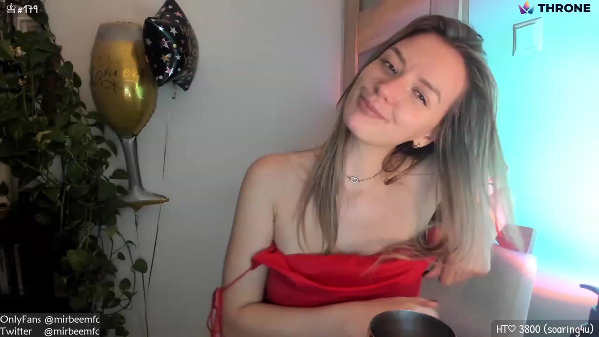 Gallery image thumbnail from MirBee's myfreecams stream on, 12/31/2022, 02:38 image 11 of 20
