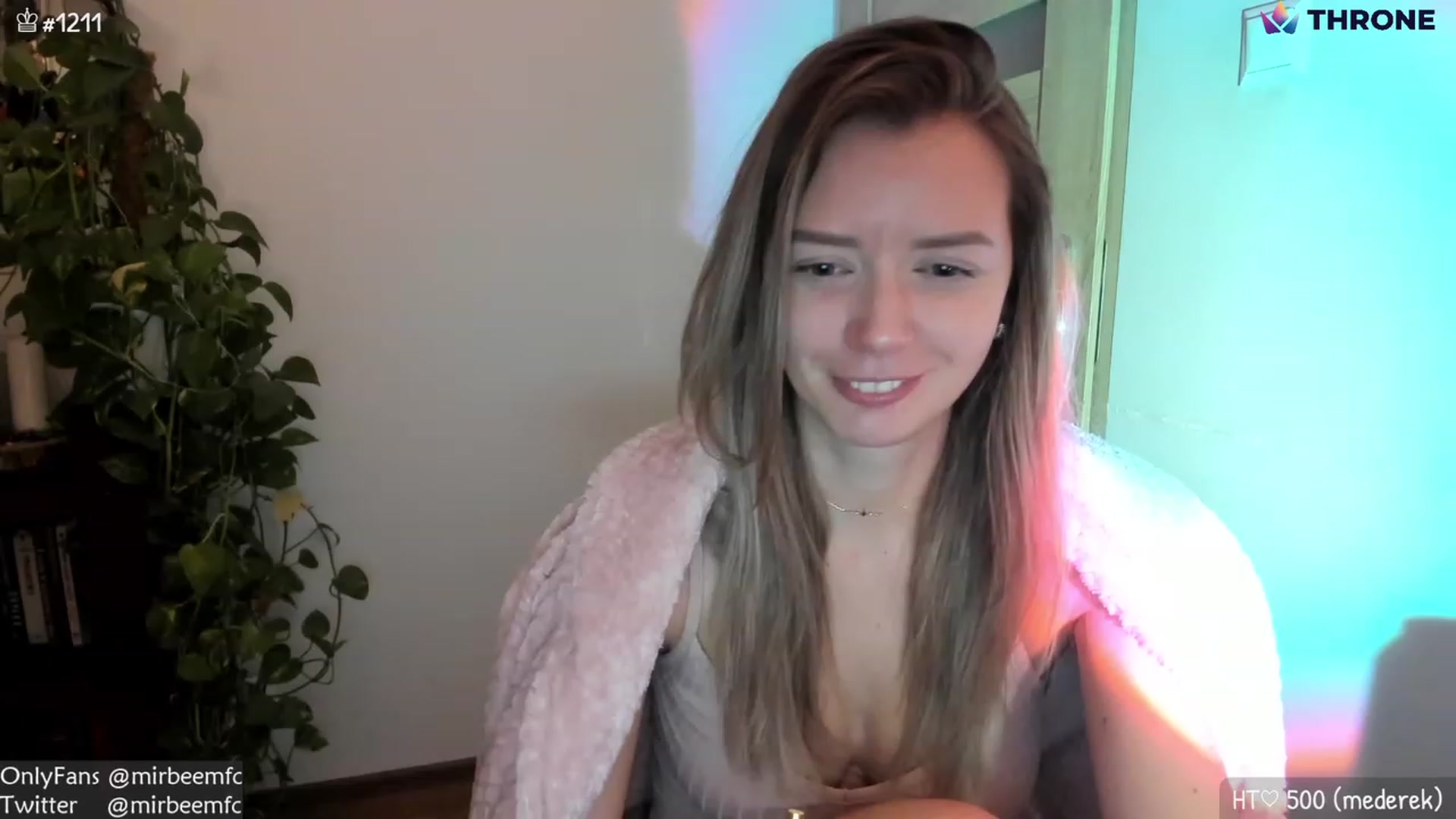 Gallery image thumbnail from MirBee's myfreecams stream on, 01/04/2023, 24:06 image 7 of 20