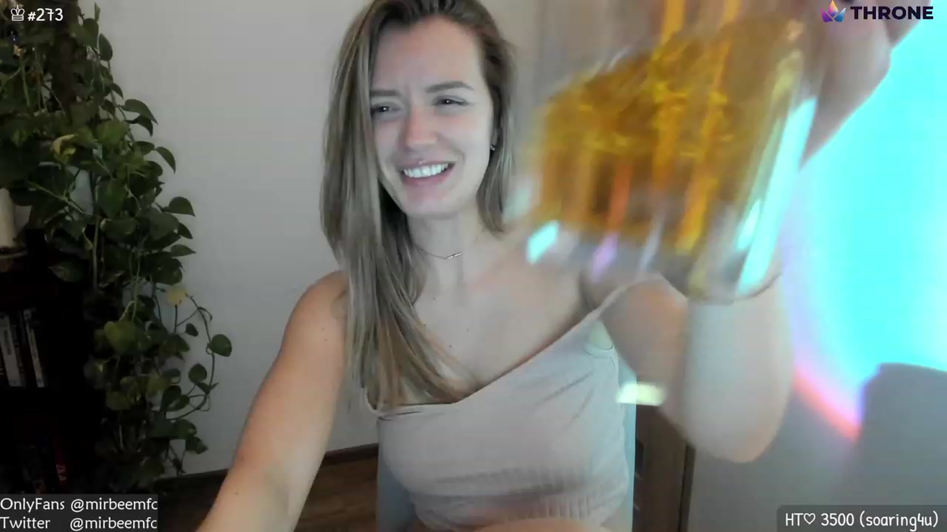 Gallery image thumbnail from MirBee's myfreecams stream on, 01/04/2023, 02:45 image 20 of 20