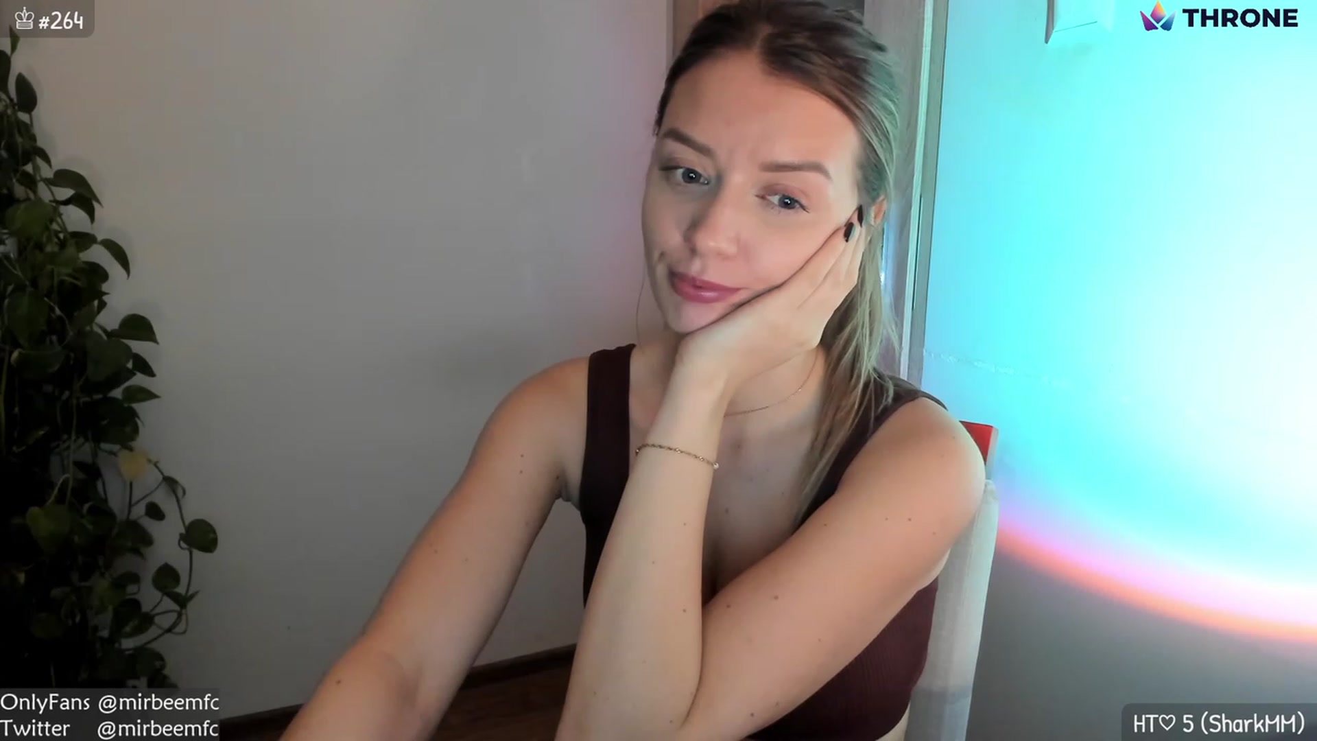 Gallery image thumbnail from MirBee's myfreecams stream on, 01/04/2023, 22:52 image 18 of 20