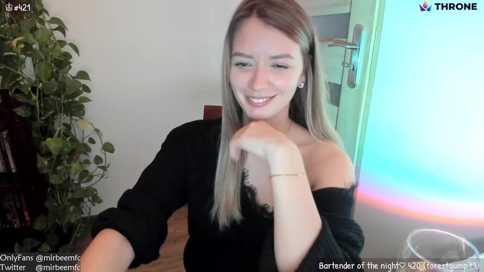 Gallery image thumbnail from MirBee's myfreecams stream on, 01/07/2023, 01:43 image 4 of 20
