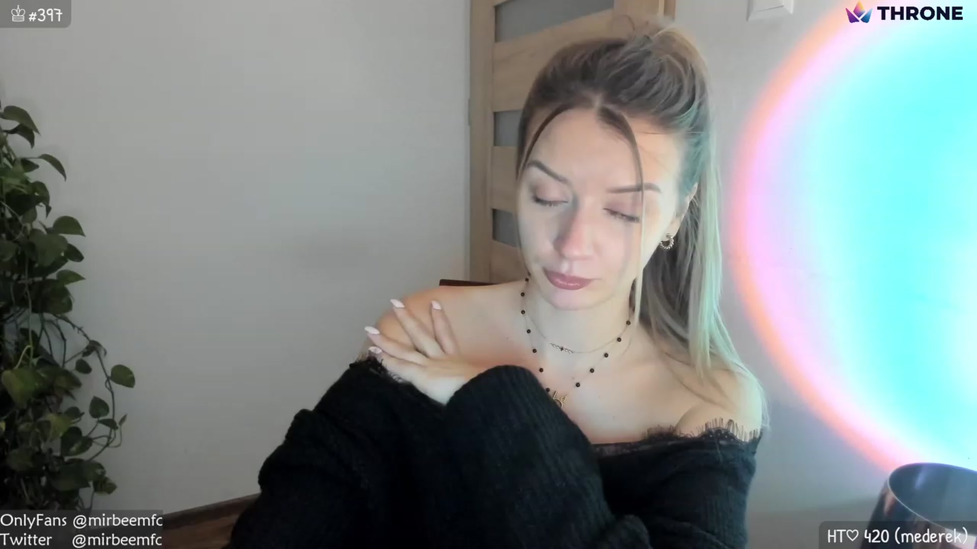 Gallery image thumbnail from MirBee's myfreecams stream on, 01/15/2023, 23:50 image 15 of 20